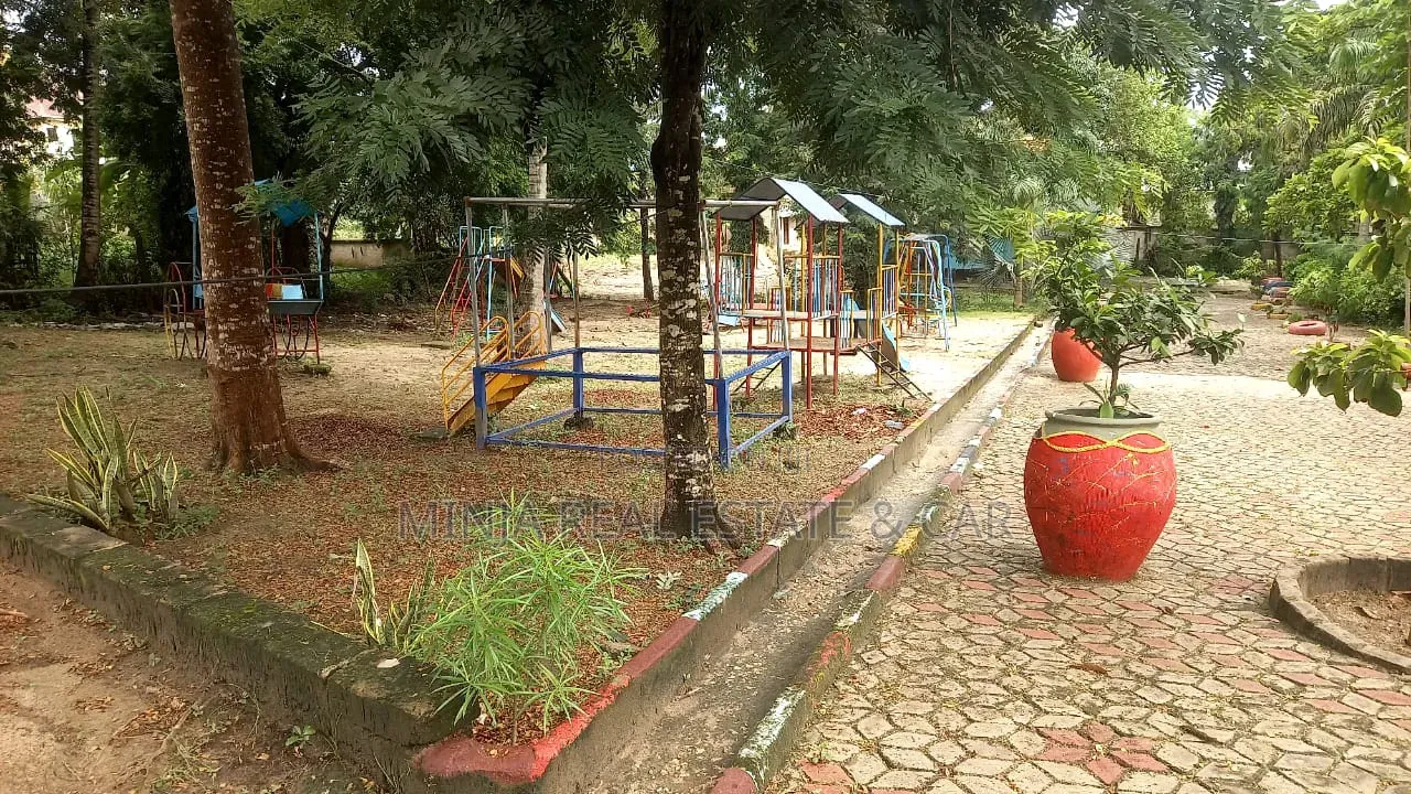 Kiwanja Kinauzwa Goba Matosa Uzaramuni in Goba