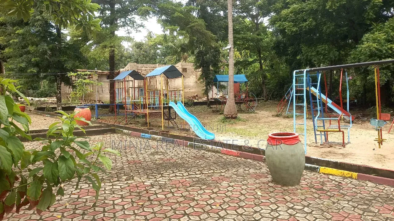 Kiwanja Kinauzwa Goba Matosa Uzaramuni in Goba