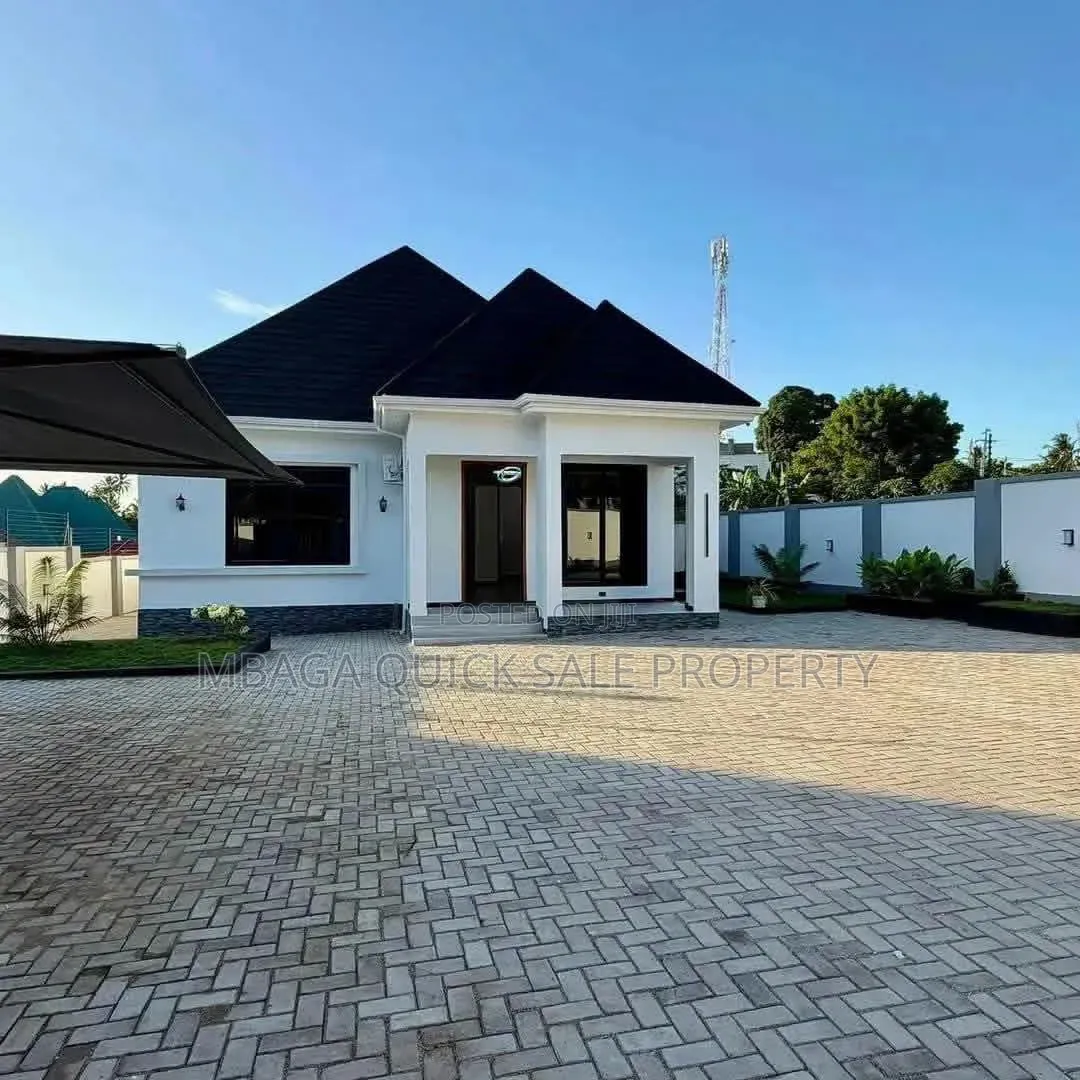 4bdrm House in Goba for sale in Goba
