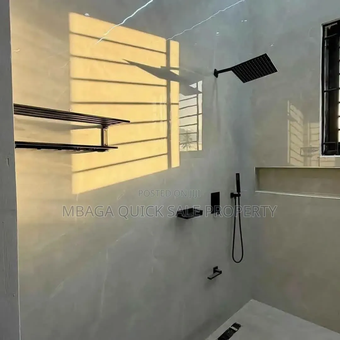 4bdrm House in Goba for sale in Goba