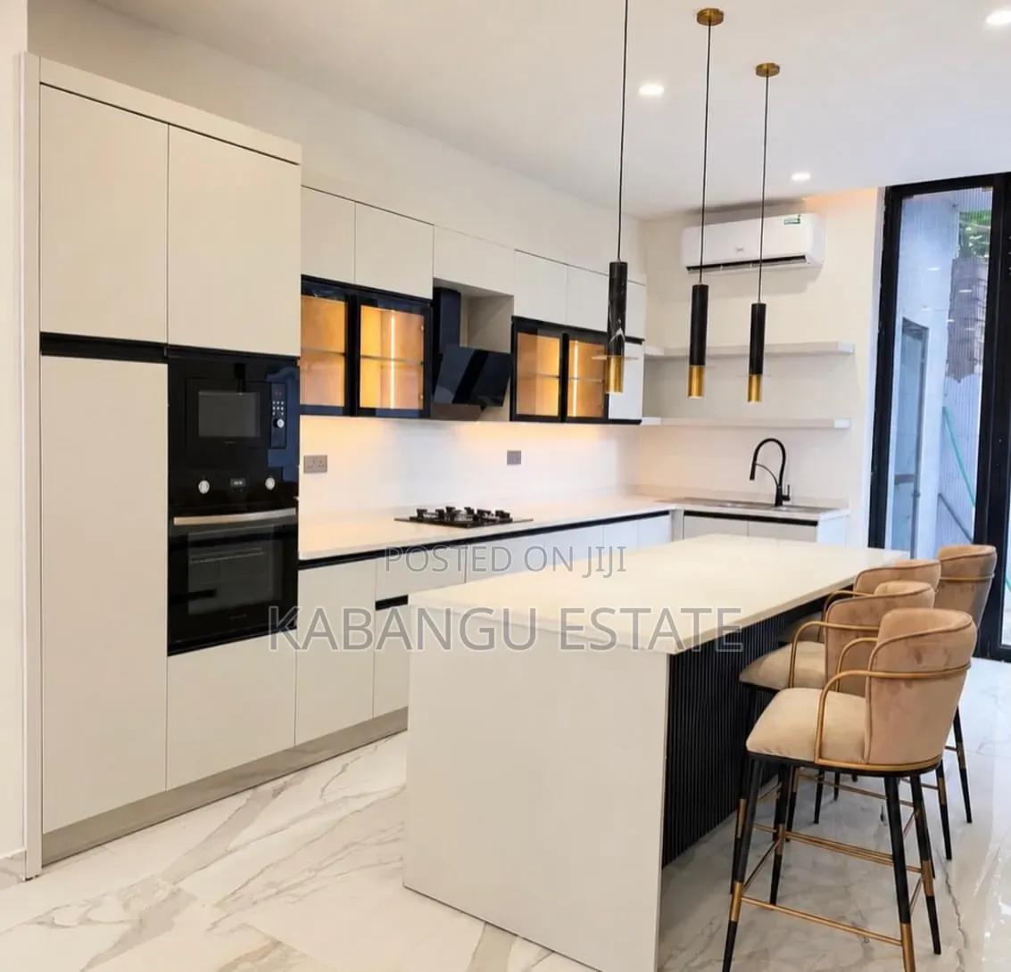 Furnished 5bdrm Villa in Oysterbay for rent in Oyster Bay