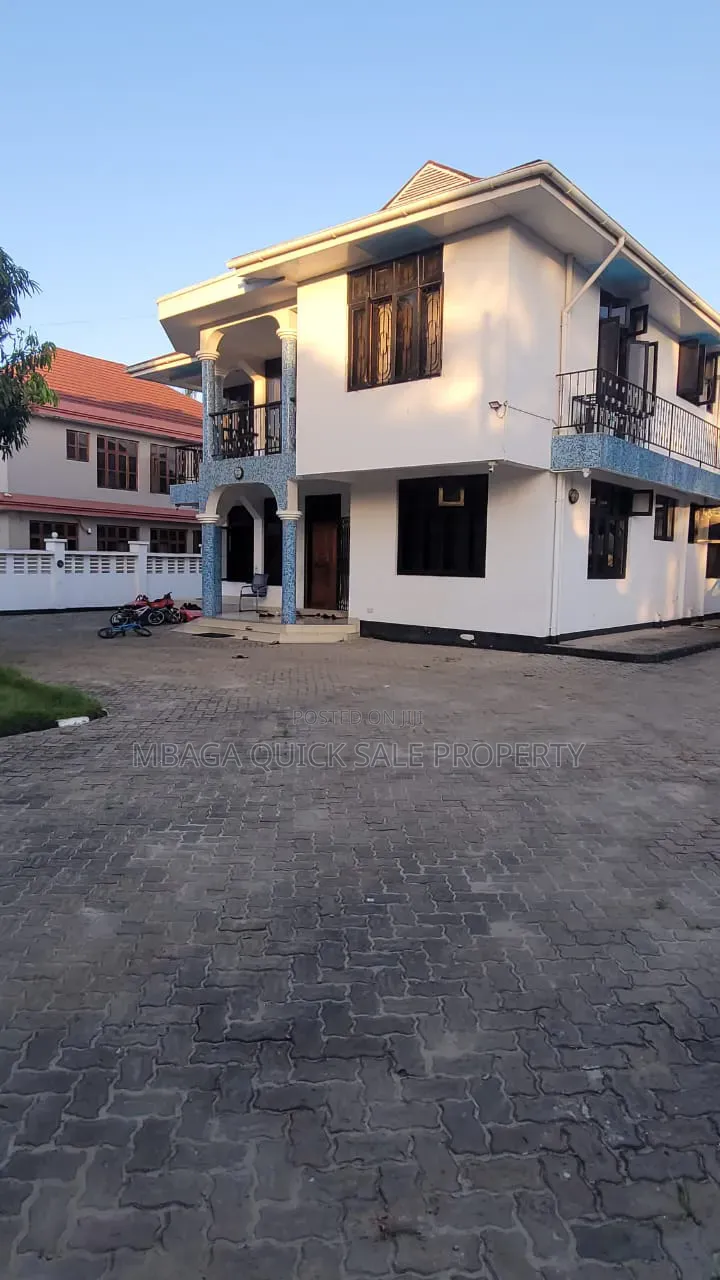 5bdrm House in Mbezi Beach for rent in Mbezi Beach