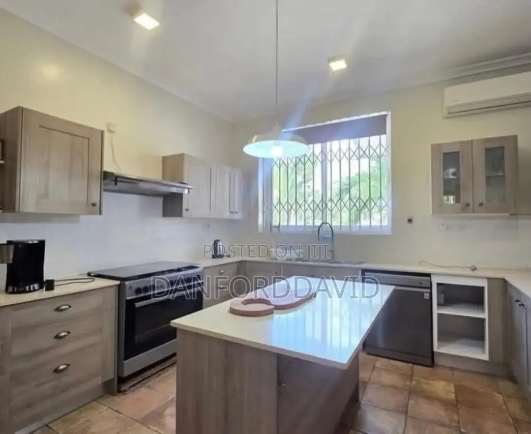 Furnished 6bdrm House in Kahwa Real Estste, Oyster Bay for rent in Oyster Bay