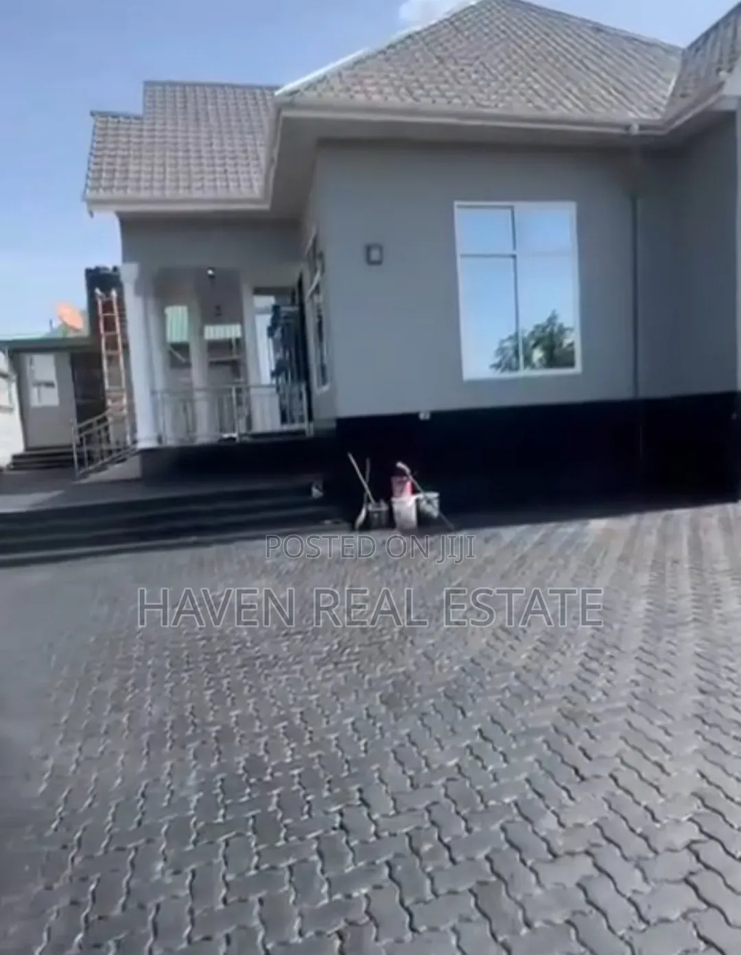 3bdrm House in Kinondoni for sale in Kinondoni