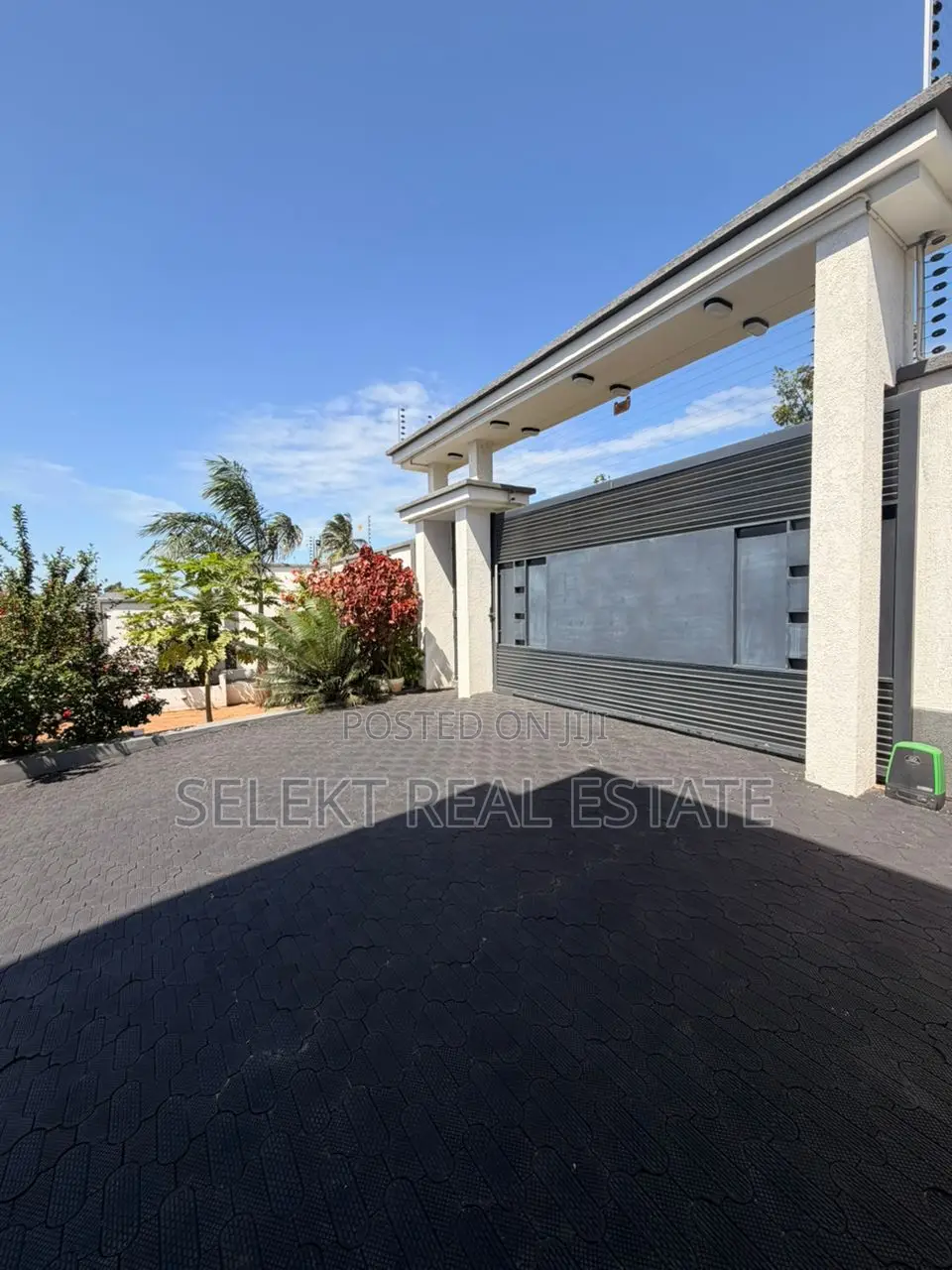 3bdrm House in Mbezi for sale in Mbezi