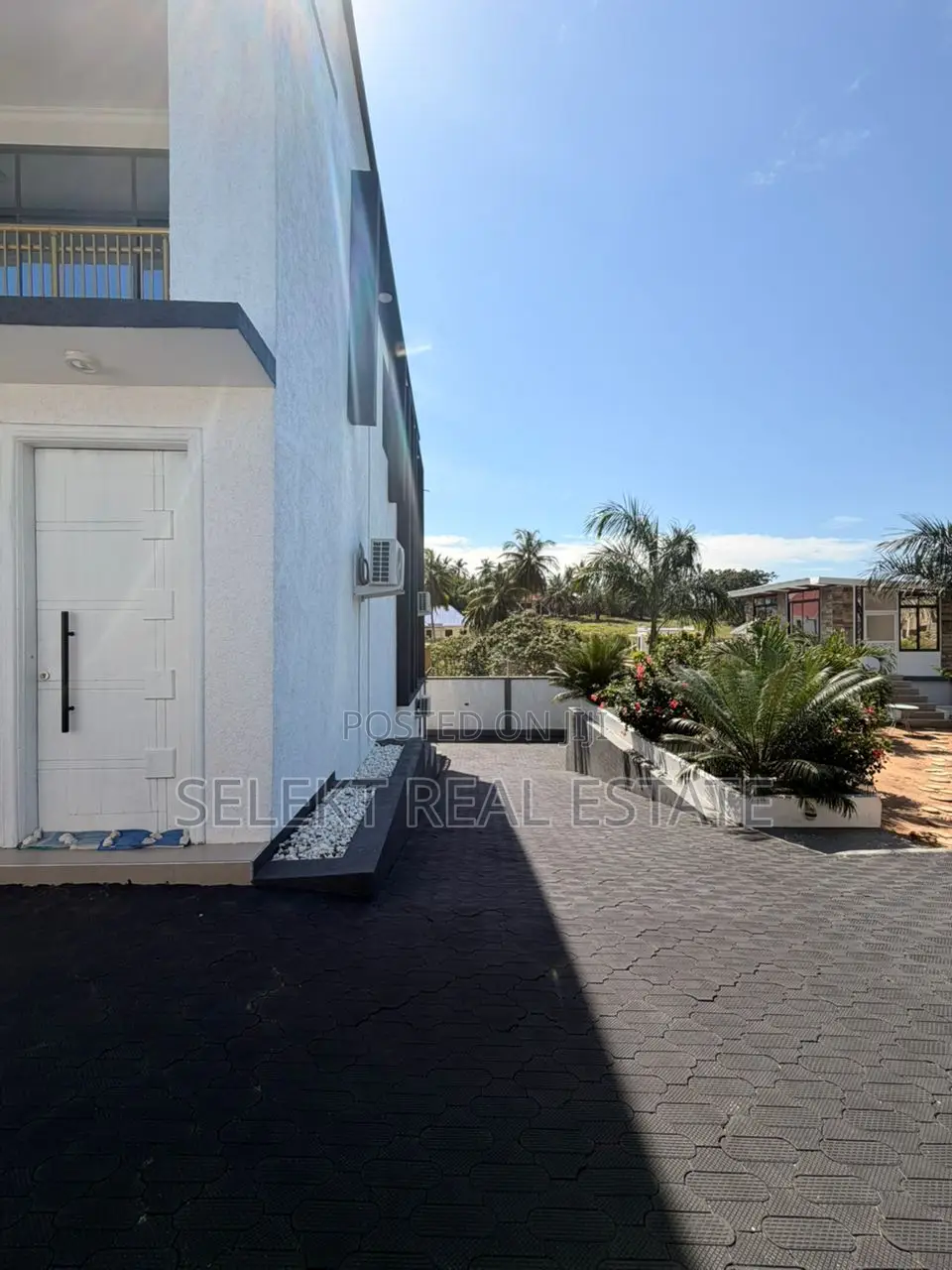 3bdrm House in Mbezi for sale in Mbezi