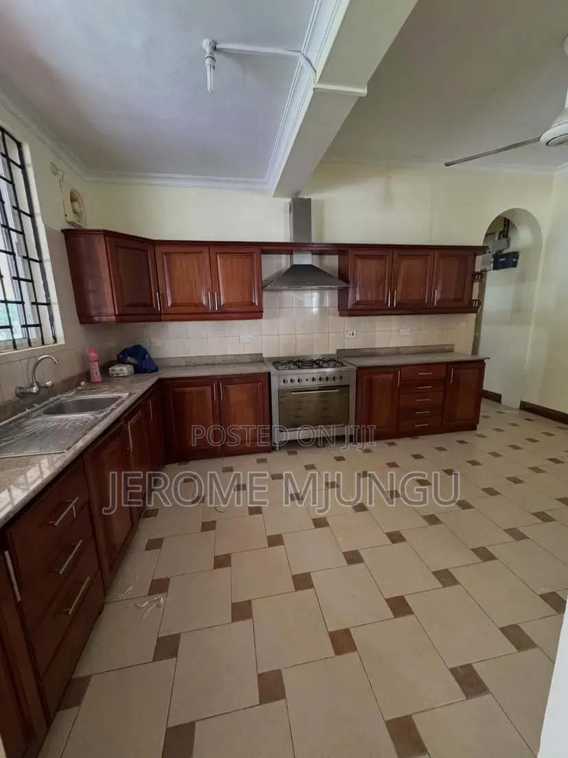 4bdrm House in Mbezi Beach for rent in Mbezi Beach