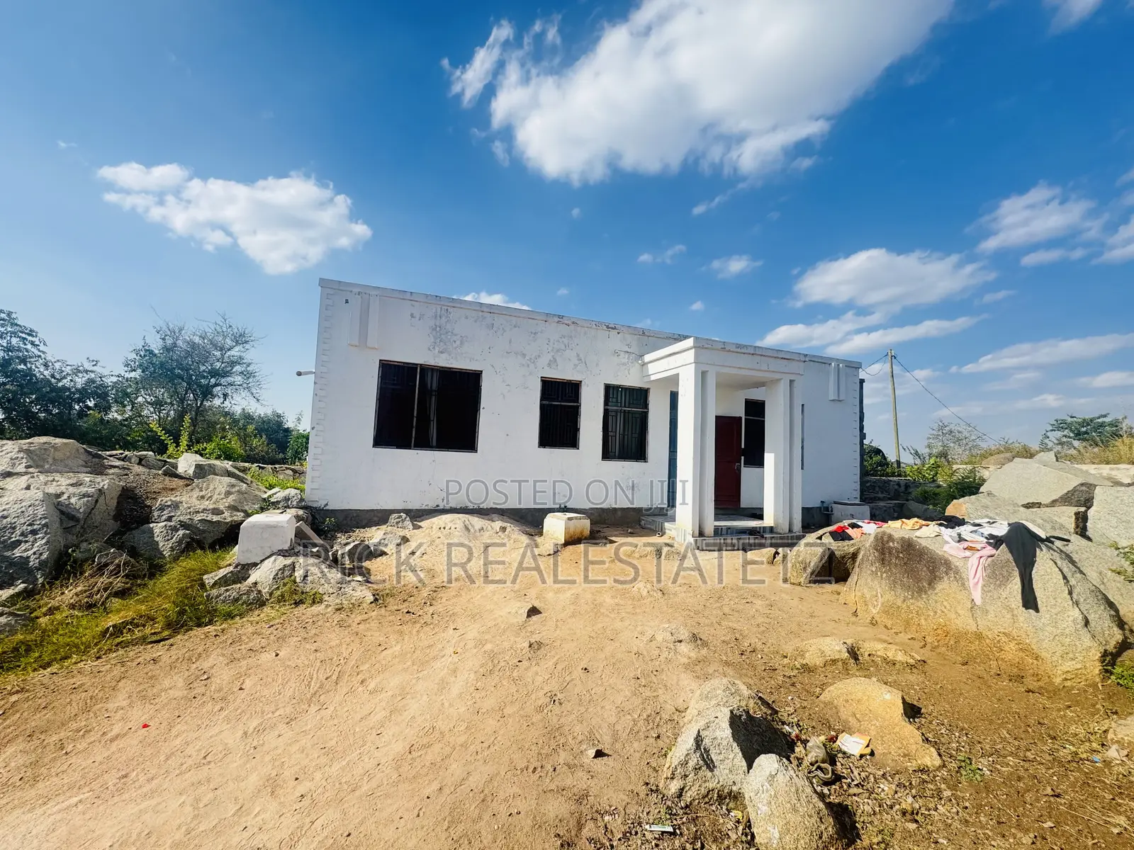 2bdrm House in Mkolani for sale in Mkolani