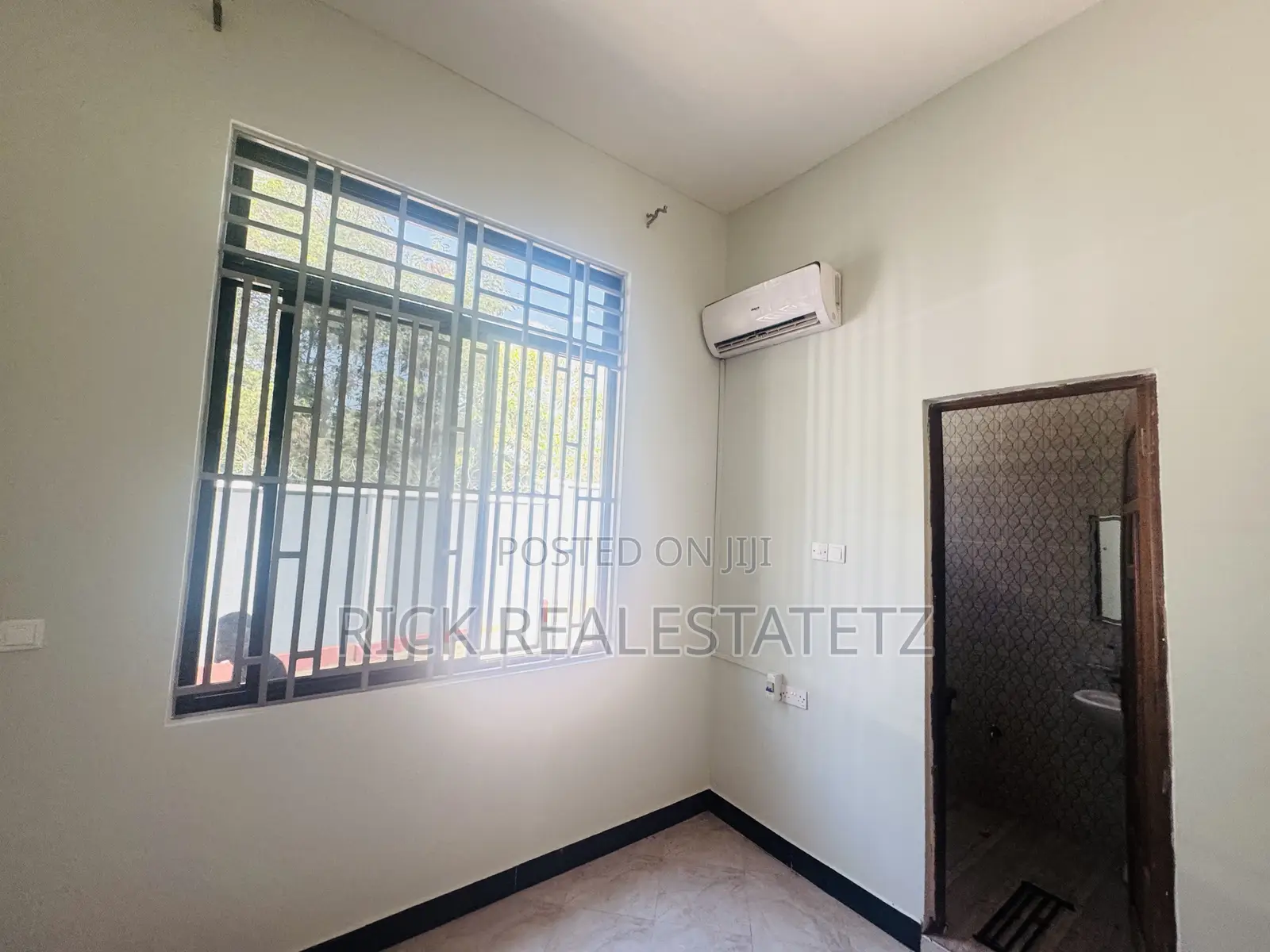 2bdrm House in Mkolani for sale in Mkolani