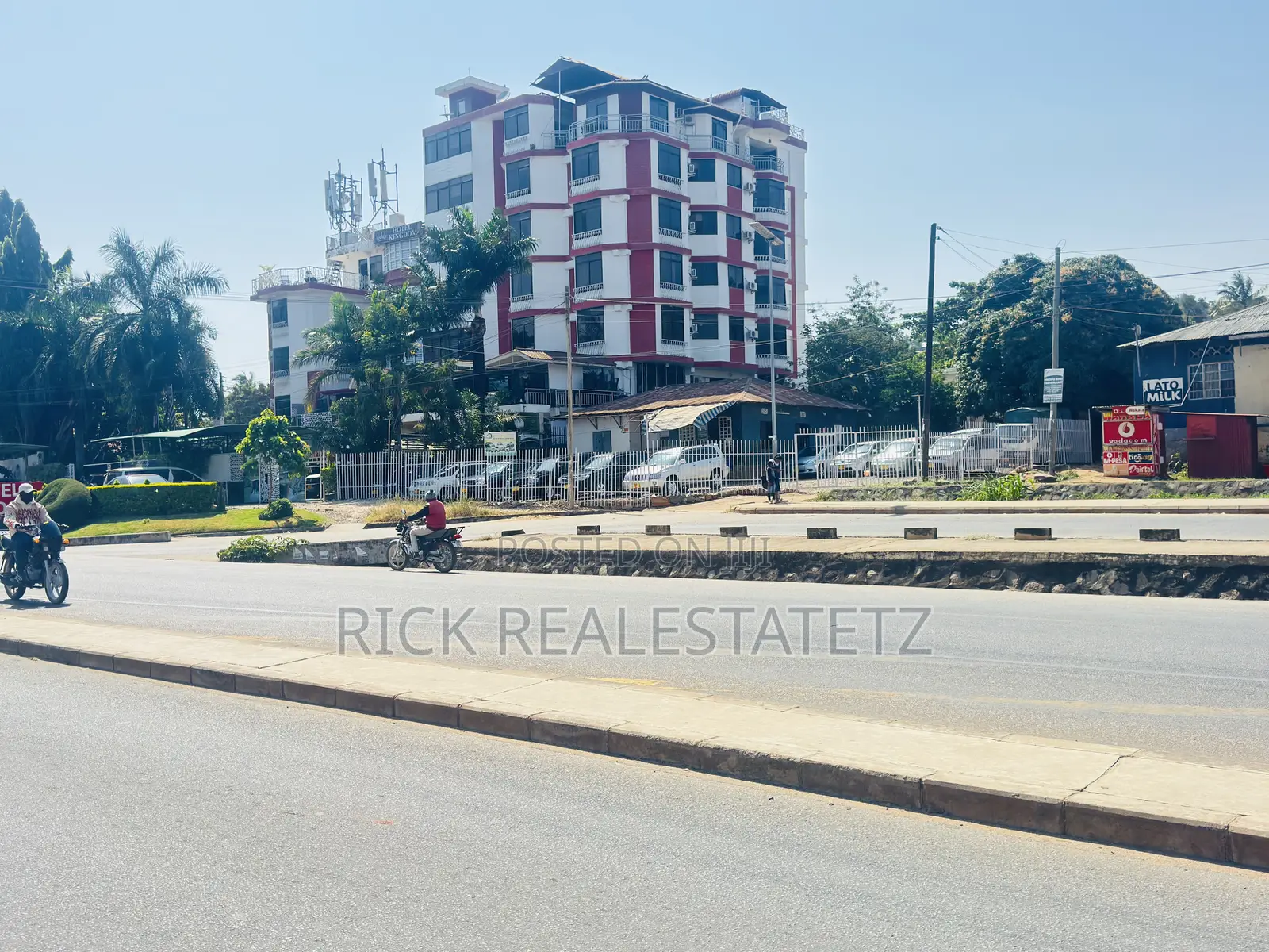 Kiwanja Kinauzwa Misheni - Mwanza in Kirumba