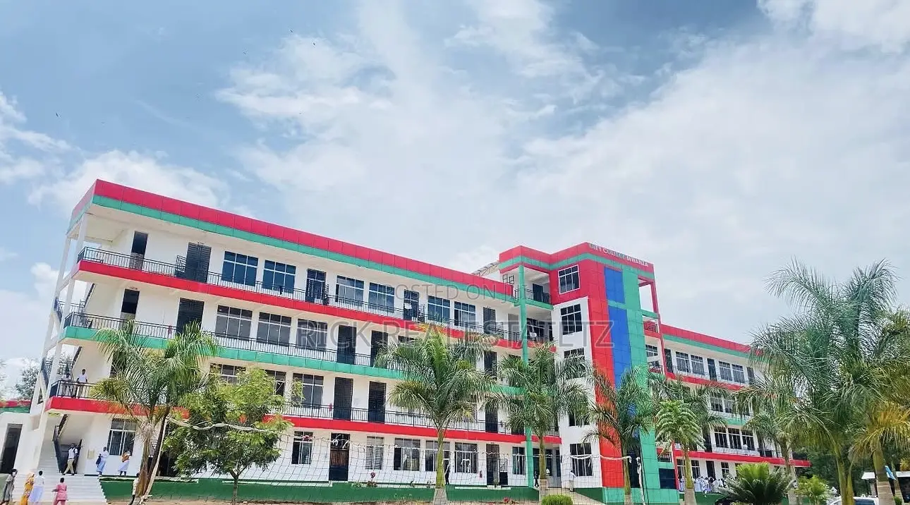 Viwanja Vinauzwa Kisesa - Kanyama Karibuna Chuo Chamwanza City College in Kisesa
