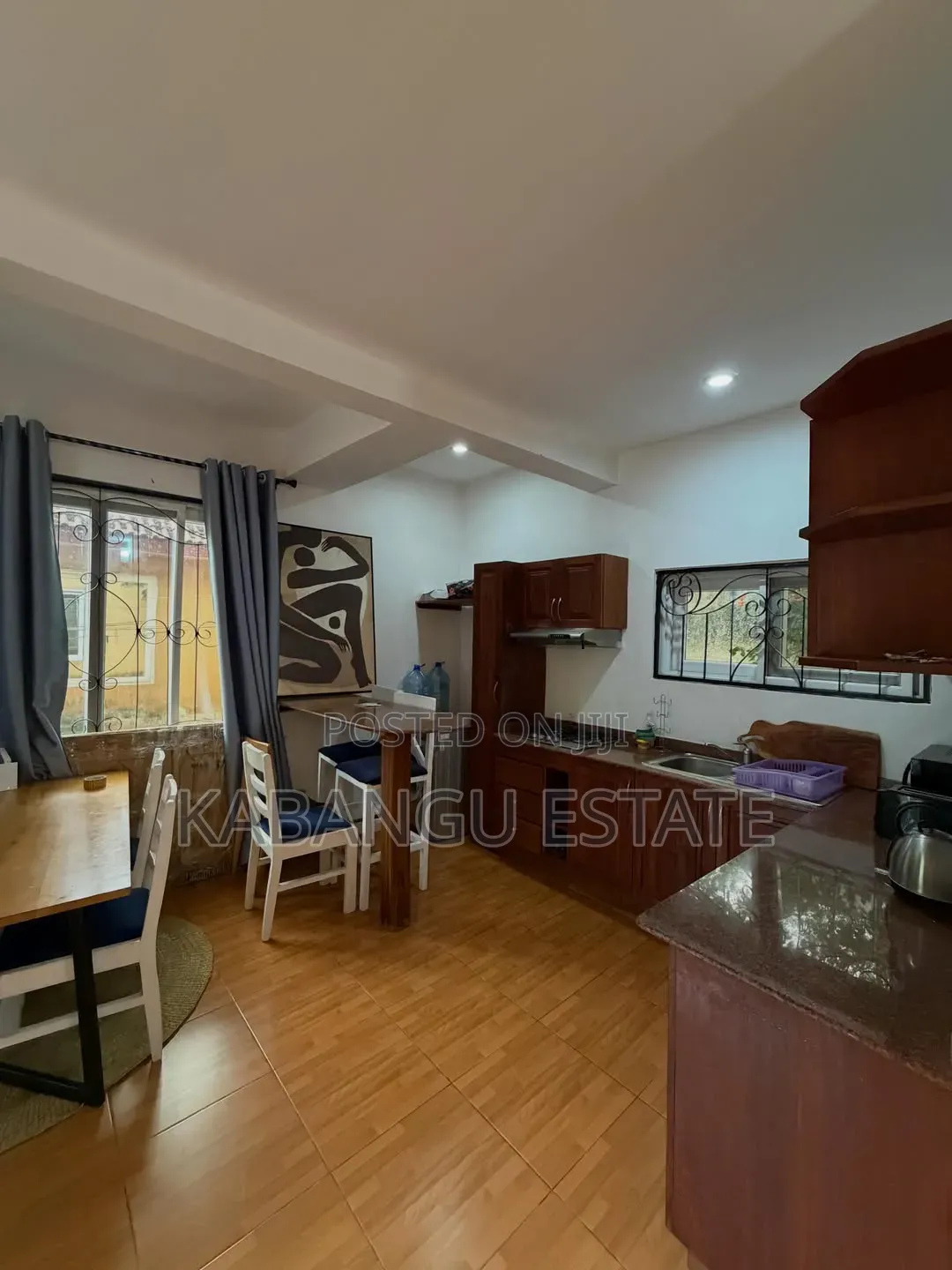 Furnished 1bdrm Apartment in Near Seacliff Hotel, Masaki for rent in Masaki