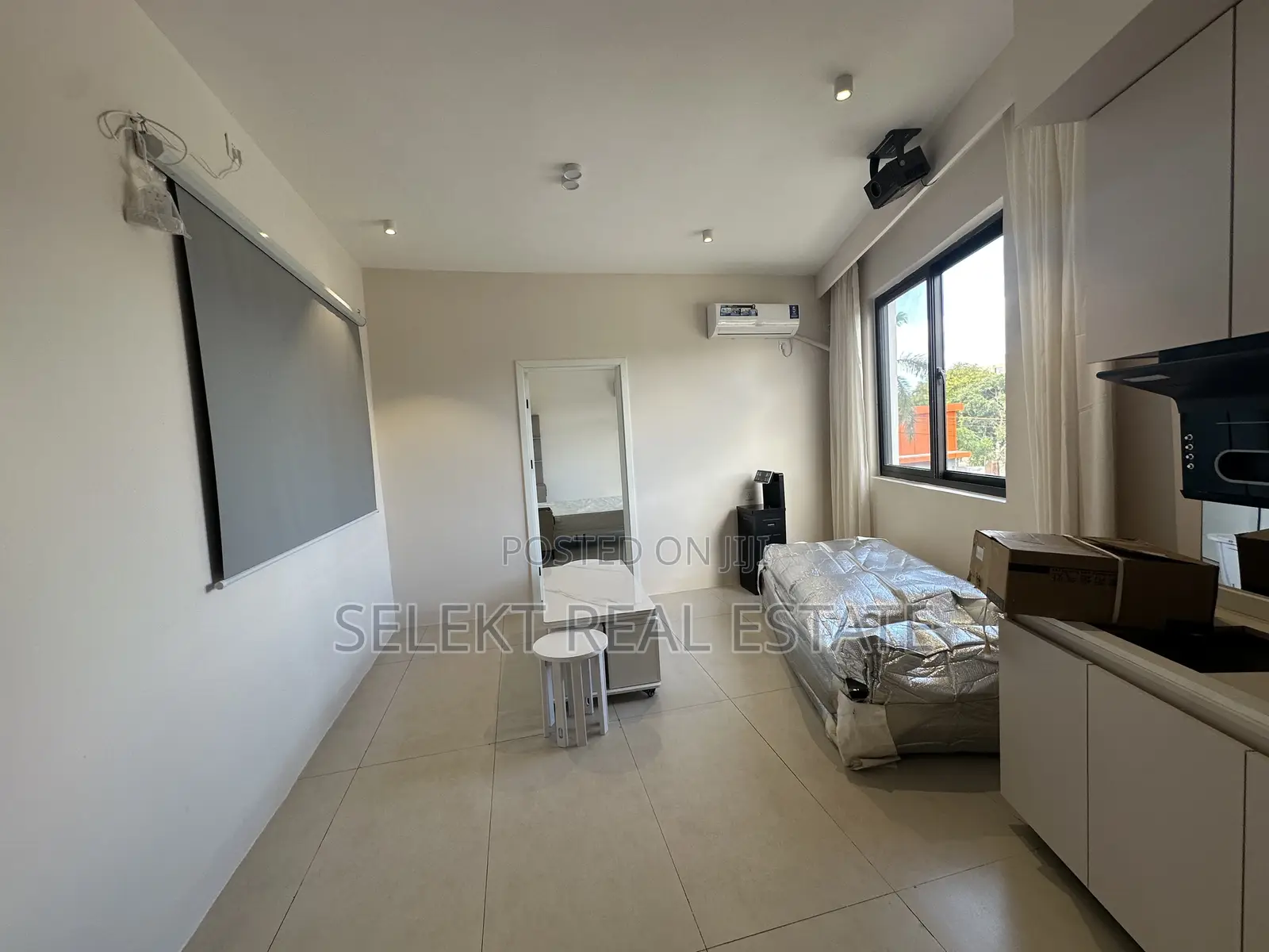 Furnished 1bdrm Apartment in Oyster Bay for rent in Oyster Bay