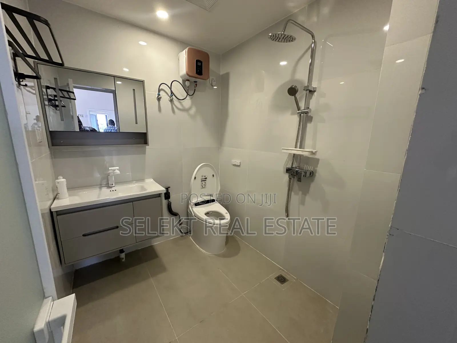Furnished 2bdrm Apartment in Oyster Bay for rent in Oyster Bay
