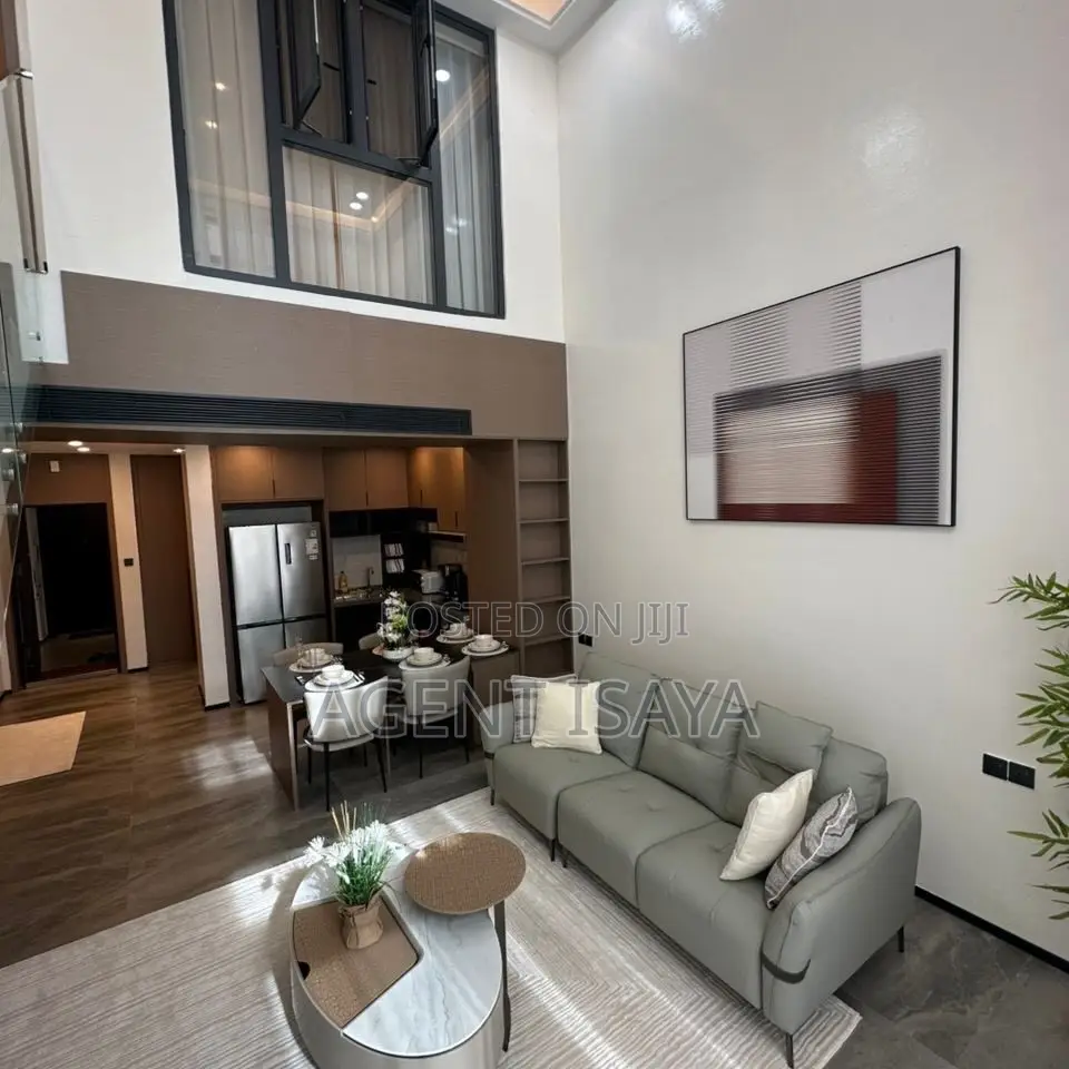 Furnished 2bdrm Apartment in Oyster Bay for sale in Oyster Bay