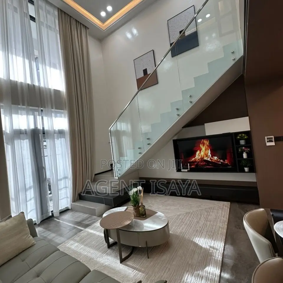 Furnished 2bdrm Apartment in Oyster Bay for sale in Oyster Bay