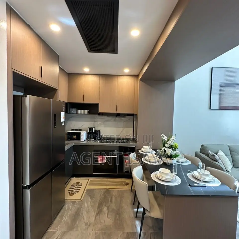 Furnished 2bdrm Apartment in Oyster Bay for sale in Oyster Bay