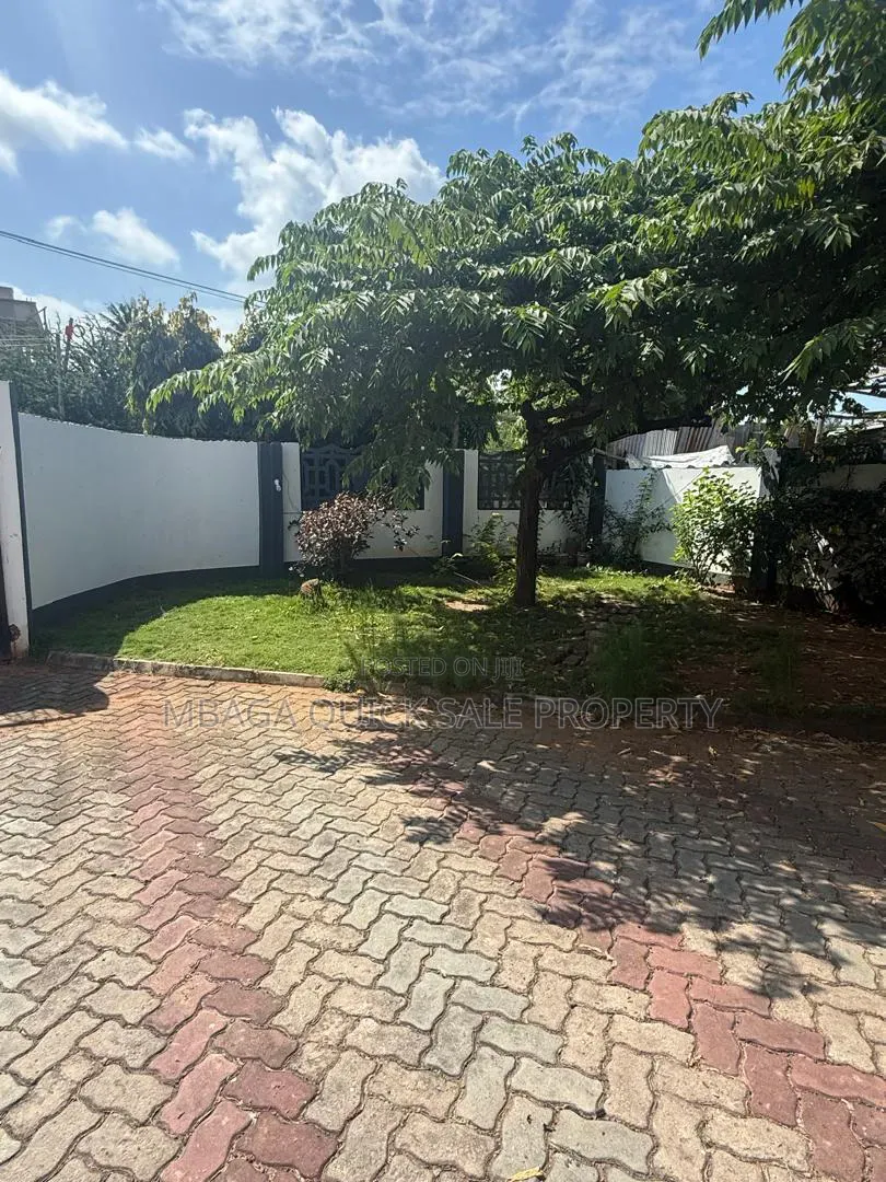 3bdrm House in Mbezi Beach for rent in Mbezi Beach