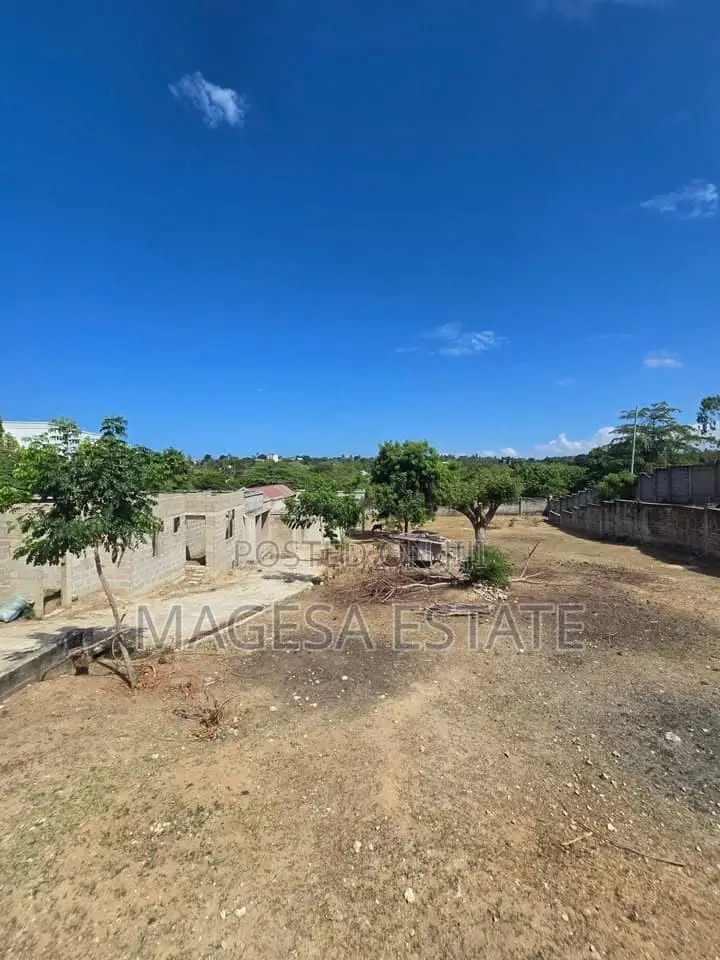 Land for Sale in Makongo in Goba