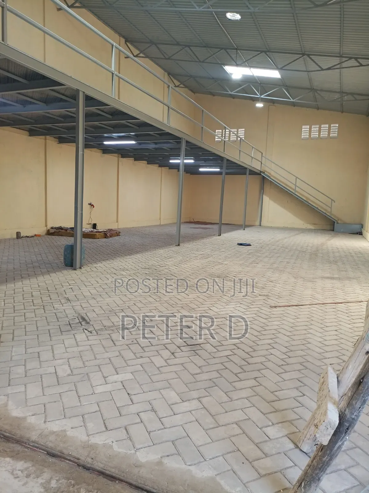 Godown Sqm300 Magomeni in Magomeni