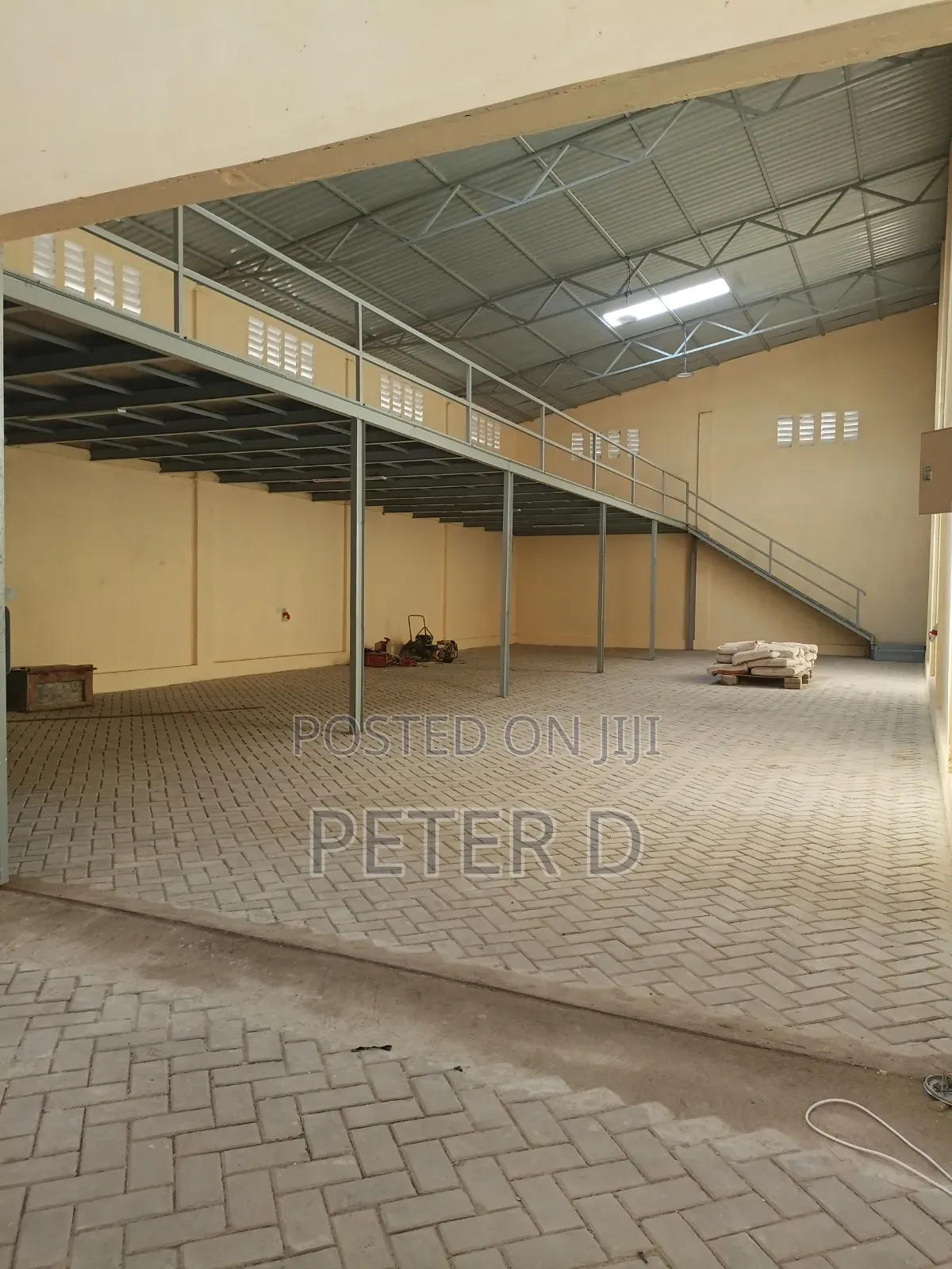 Godown Sqm300 Magomeni in Magomeni