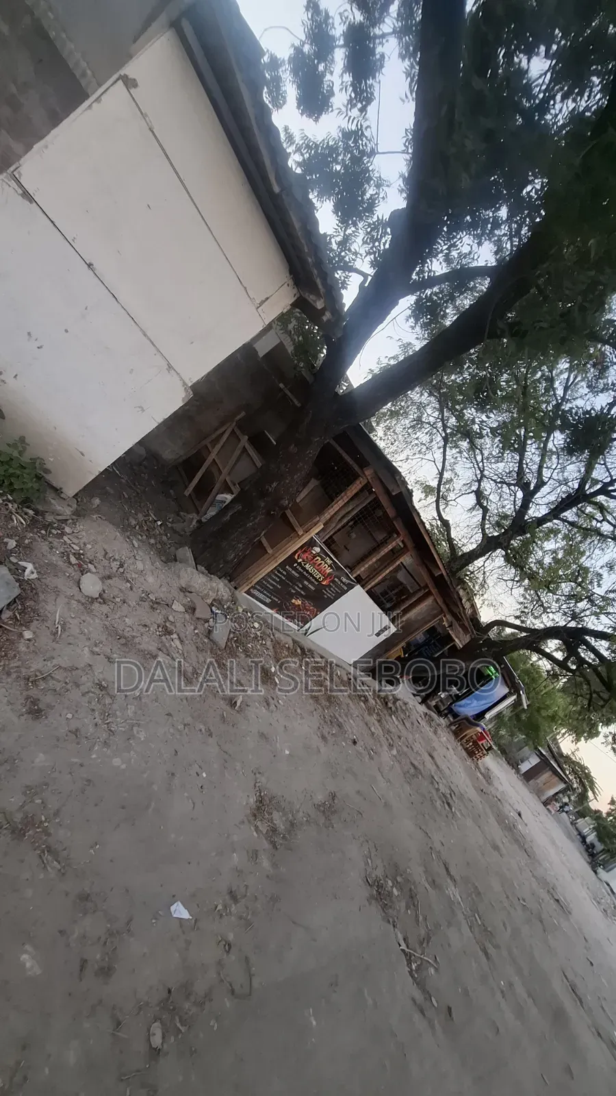 8bdrm Bungalow in Kijitonyama Kkkt for sale in Kijitonyama