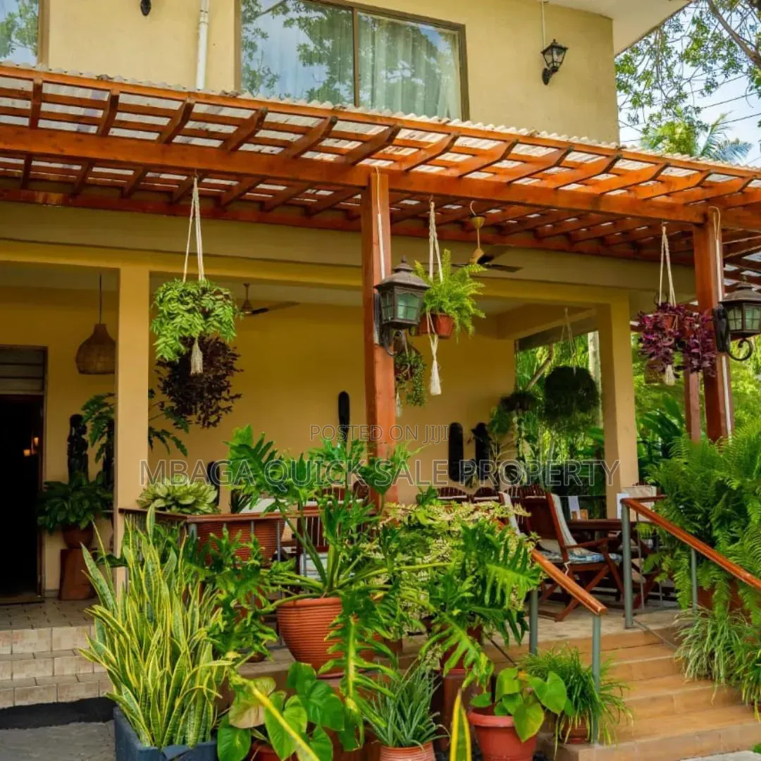15bdrm House in Mbezi Beach for sale in Mbezi Beach