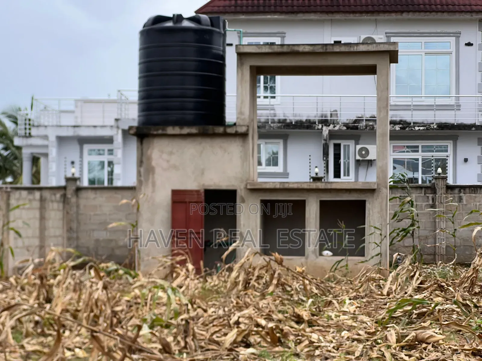 Eneo La Uwekezaji 1 Acre Linauzwa Kibada Shangwe in Kibada