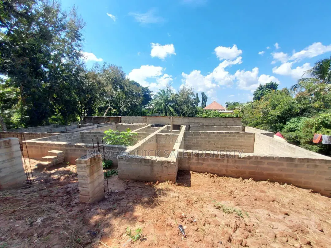 3bdrm House in Goba for sale in Goba