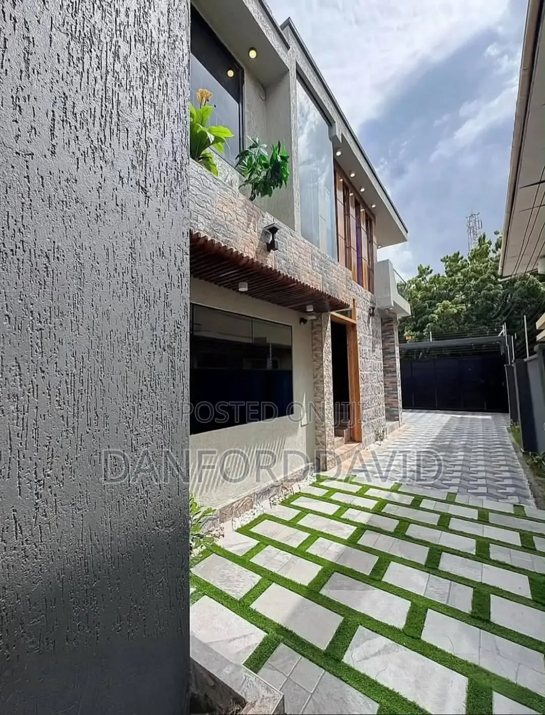 5bdrm House in Kahwa Real Estate, Mikocheni for sale in Mikocheni