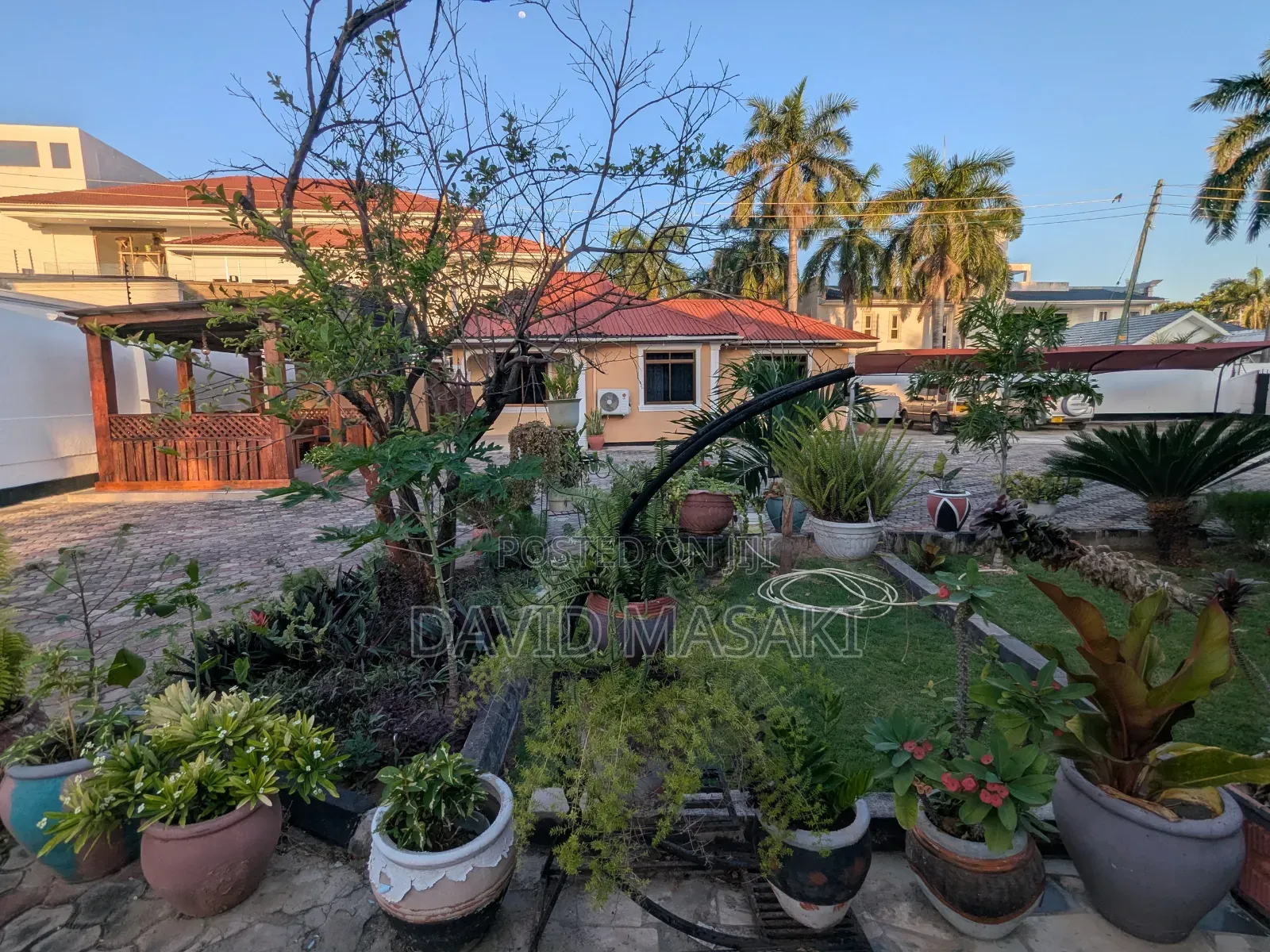 Furnished 2bdrm Bungalow in Bungalow, Oyster Bay for rent in Oyster Bay