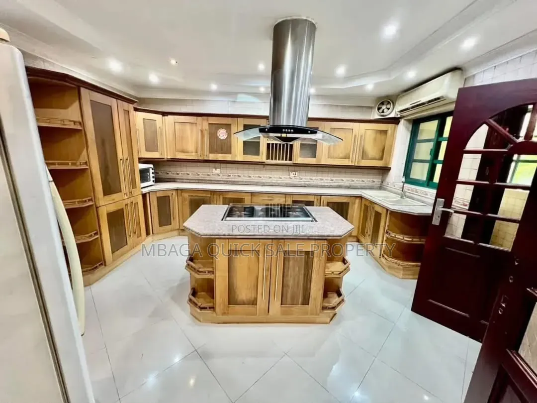Furnished 5bdrm House in Mikocheni for rent in Mikocheni
