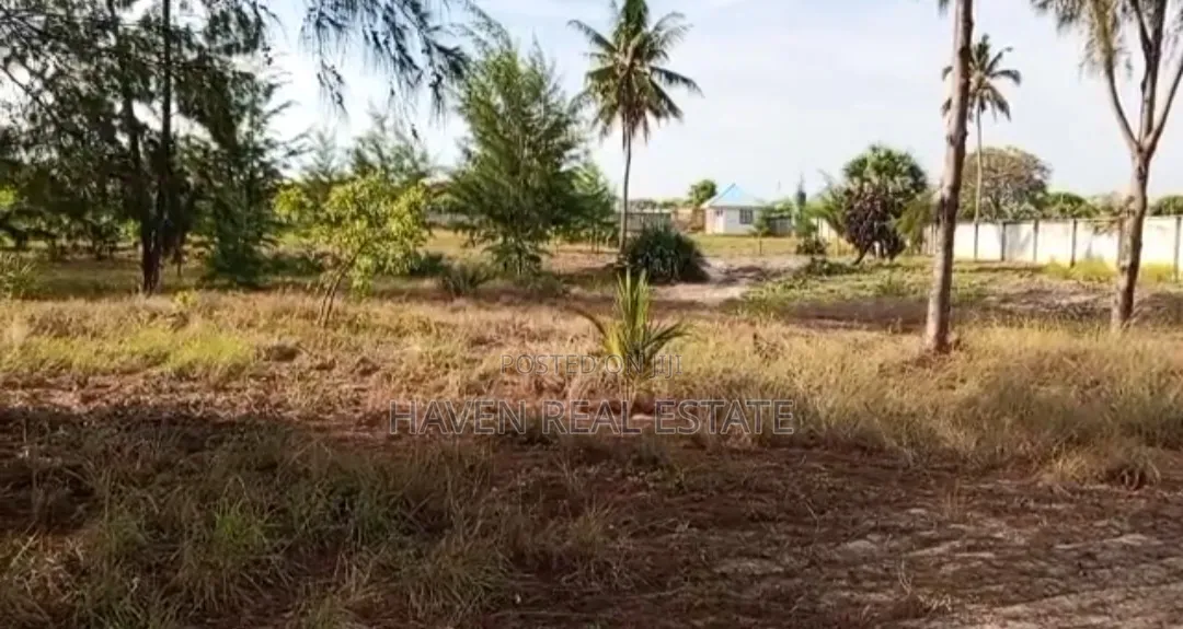 Beach Plot for Sale at Kigamboni Mwongozo in Kigamboni