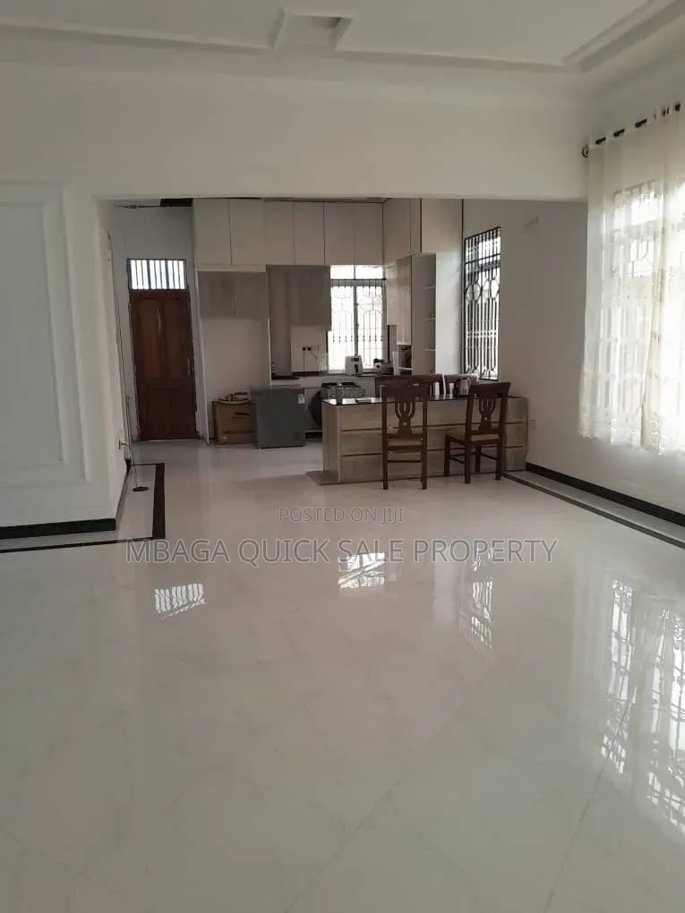 5bdrm House in Madale, Goba for sale in Goba