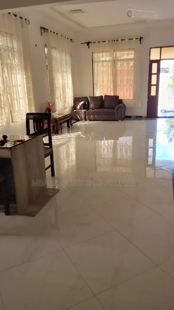 5bdrm House in Madale, Goba for sale in Goba