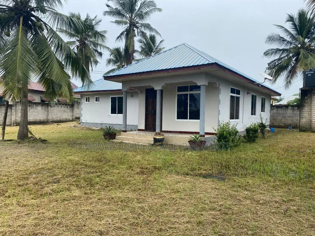 3bdrm House in Wazo Kisanga, Bunju for sale in Bunju