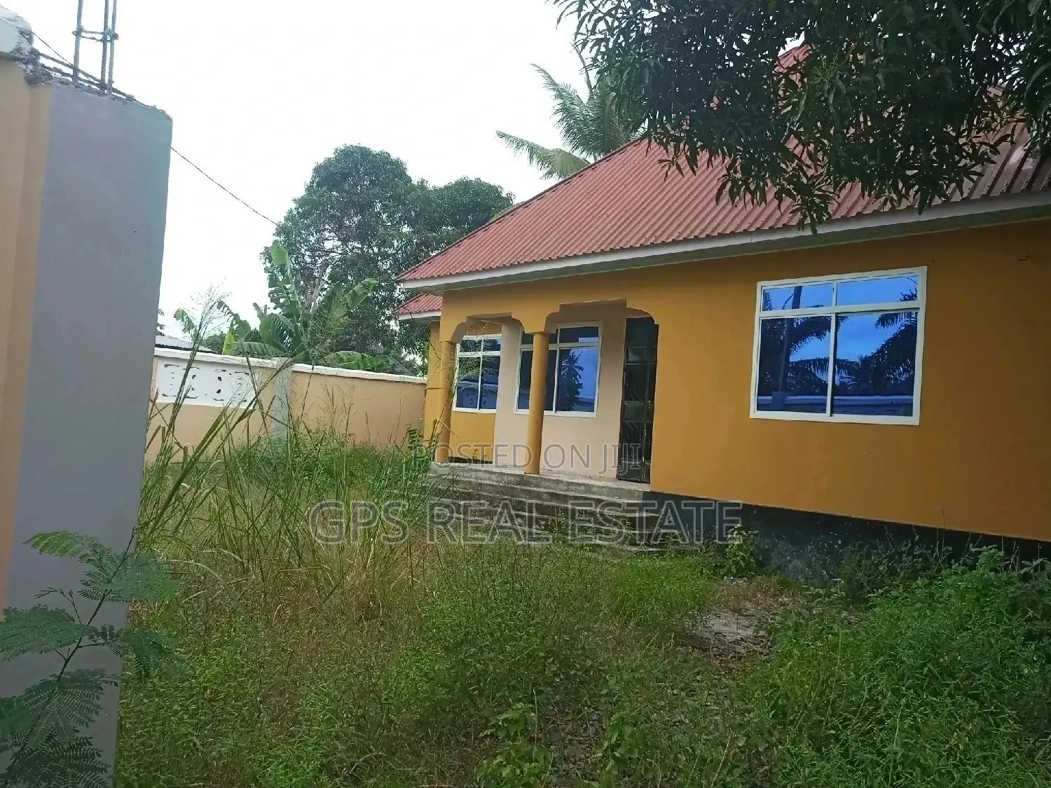 House for Saleee in Chanika