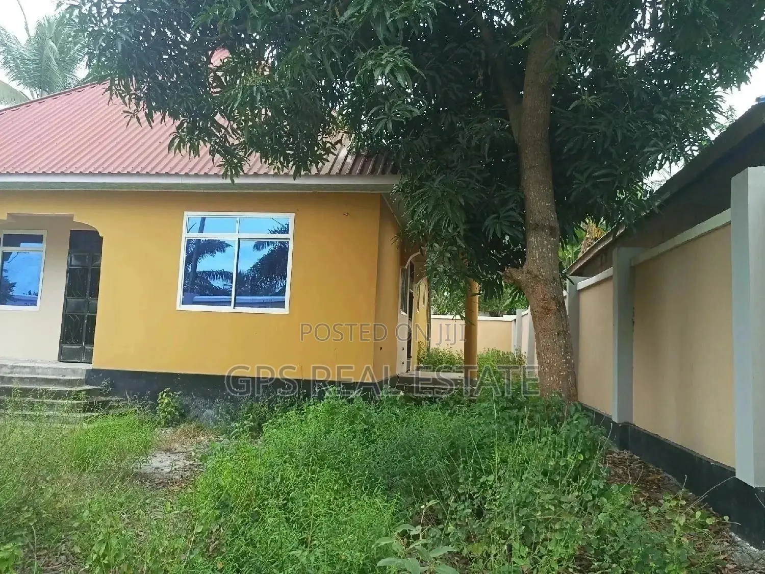 House for Saleee in Chanika