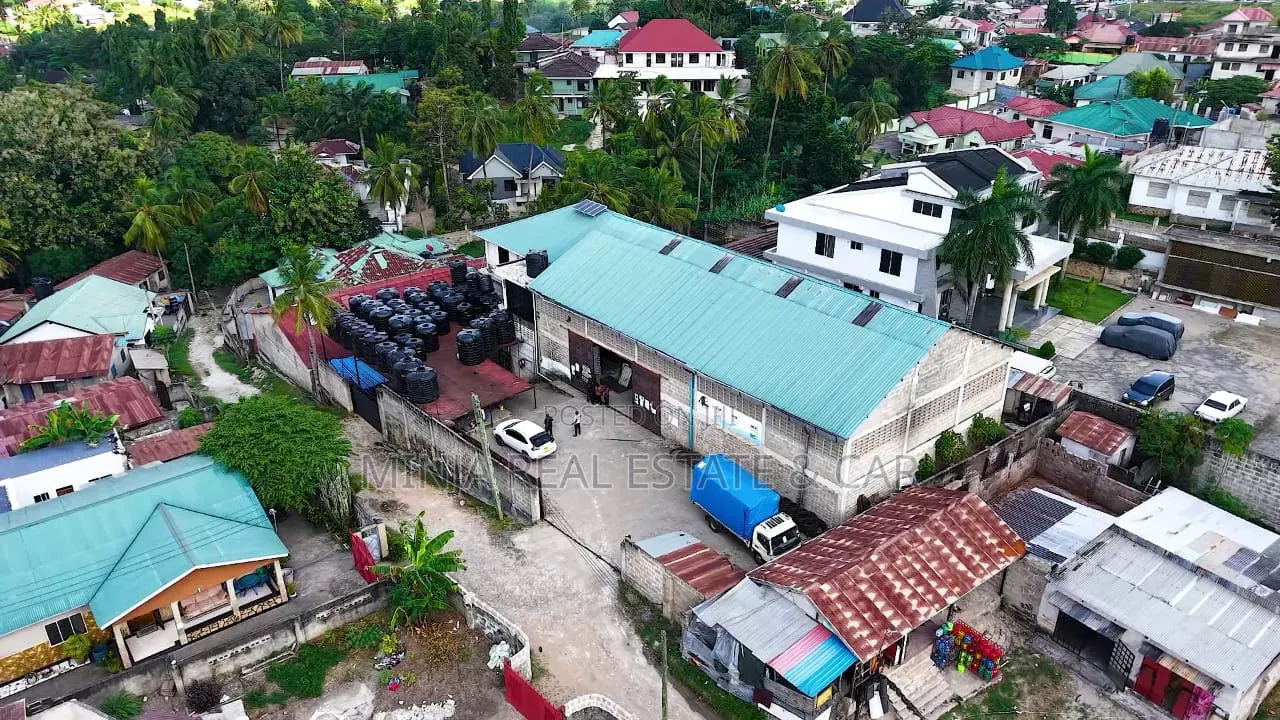 Warehouse or Godown for Sale in Mbezi Magufuli in Sinza