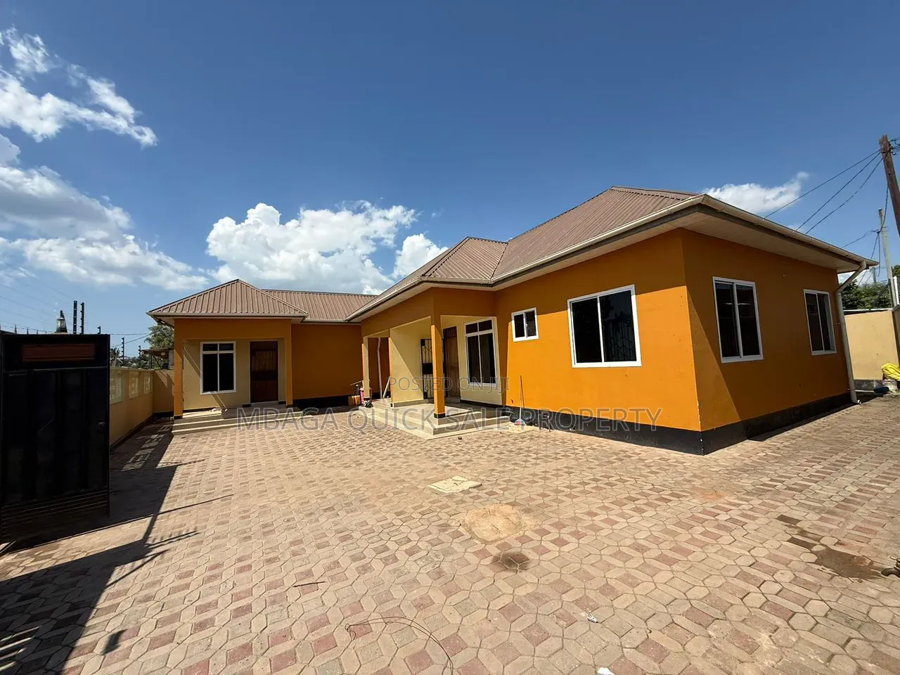 3bdrm House in Boko, Bunju for sale in Bunju