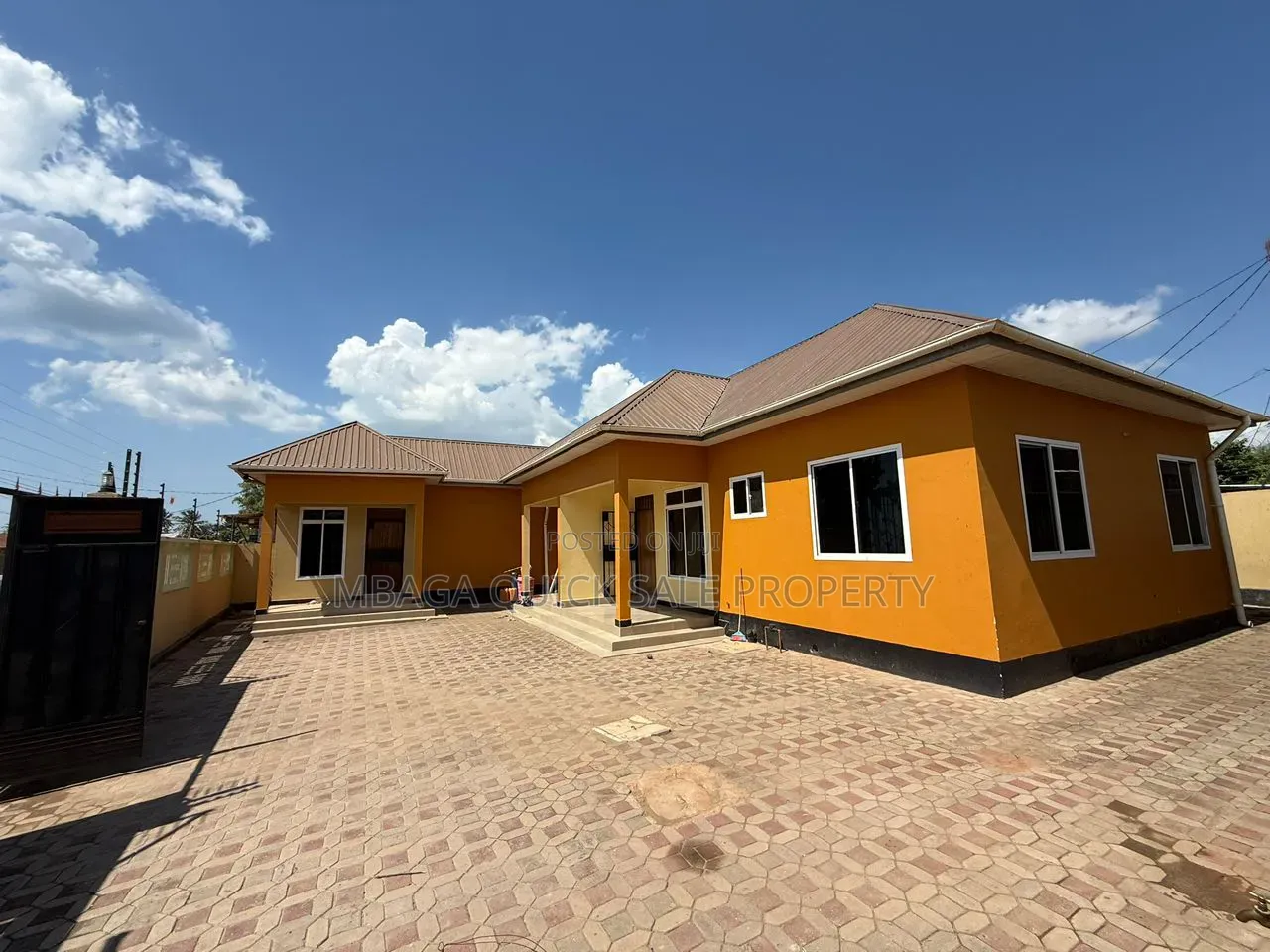 3bdrm House in Boko, Bunju for sale in Bunju