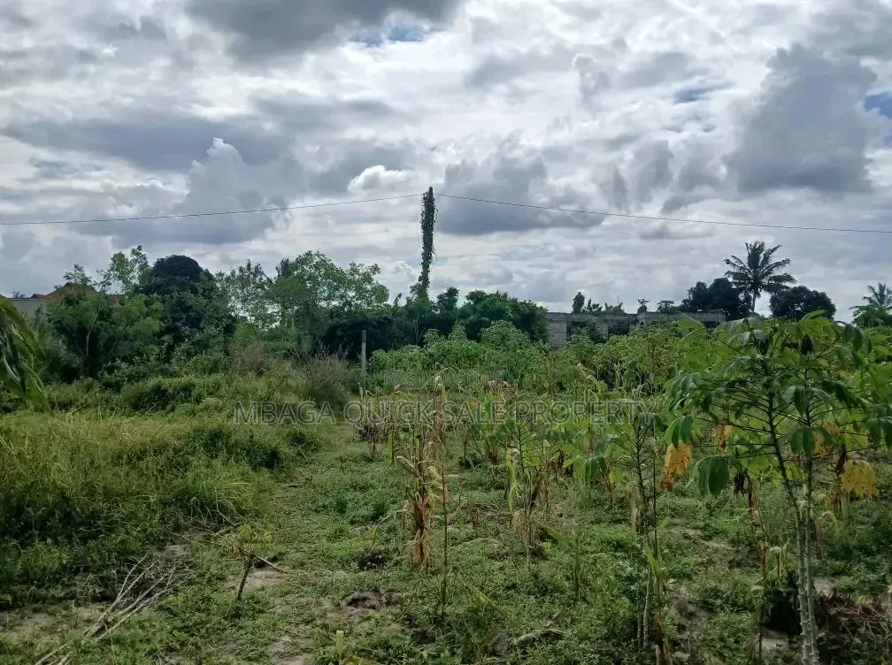 Plot for Sale at Chanika With Clean Title Deed 1000 SQM in Chanika