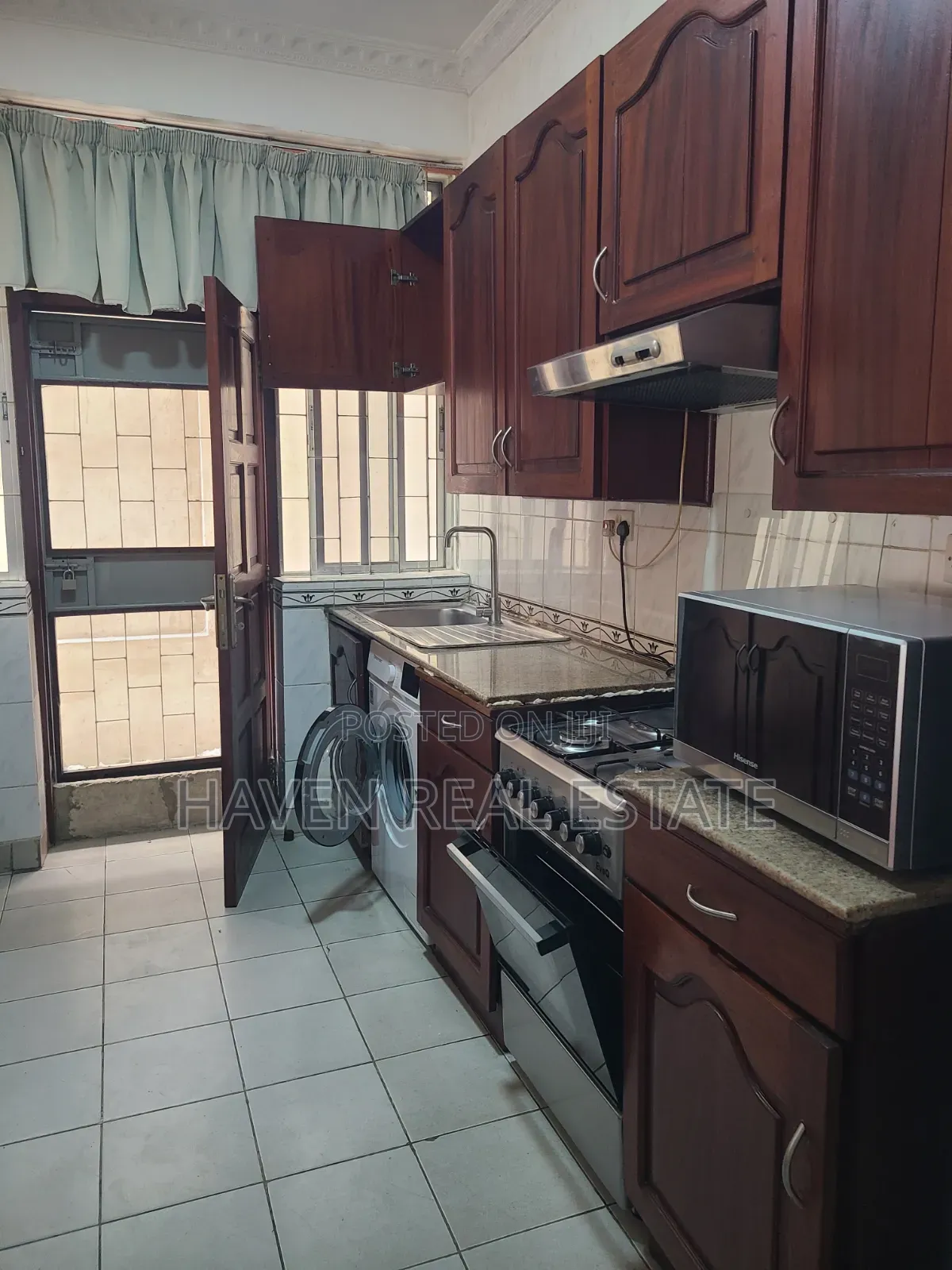 Furnished 2bdrm Apartment in Msasani for rent in Msasani
