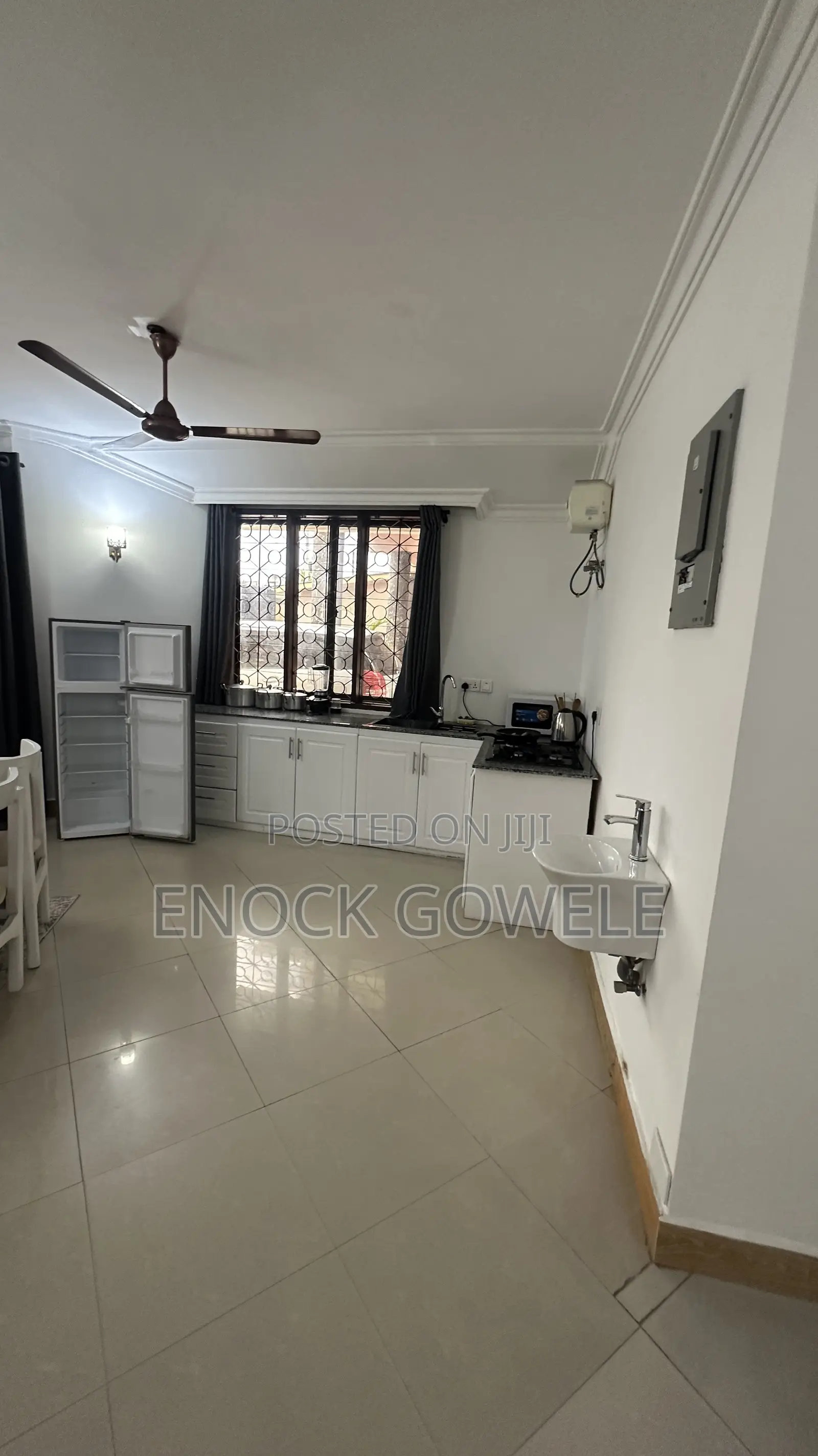 Furnished 1bdrm Apartment in General Tyre, Msasani for rent in Msasani