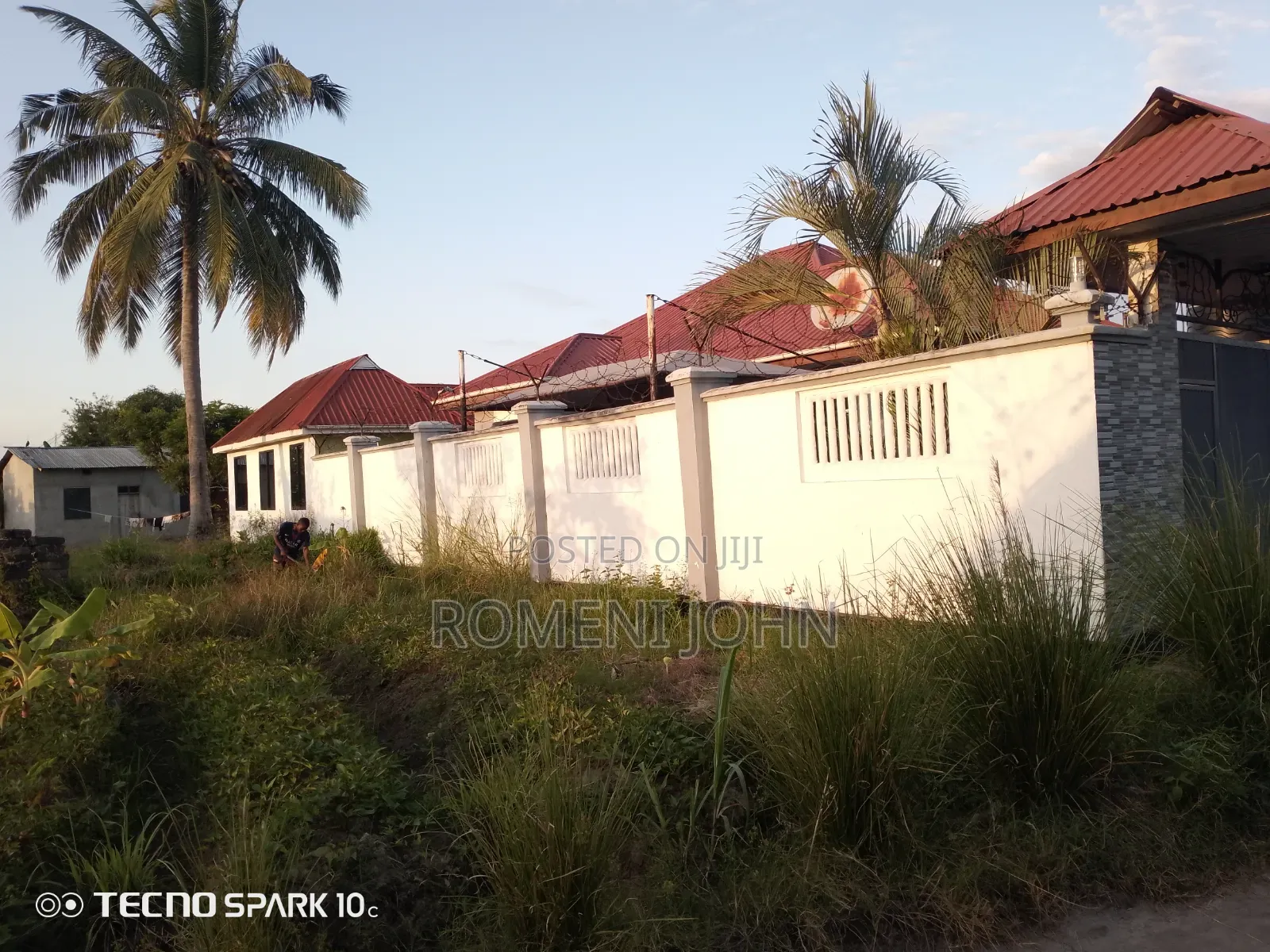 7bdrm Apartment in Tanzania Daresalaam., Ilala for sale in Ilala