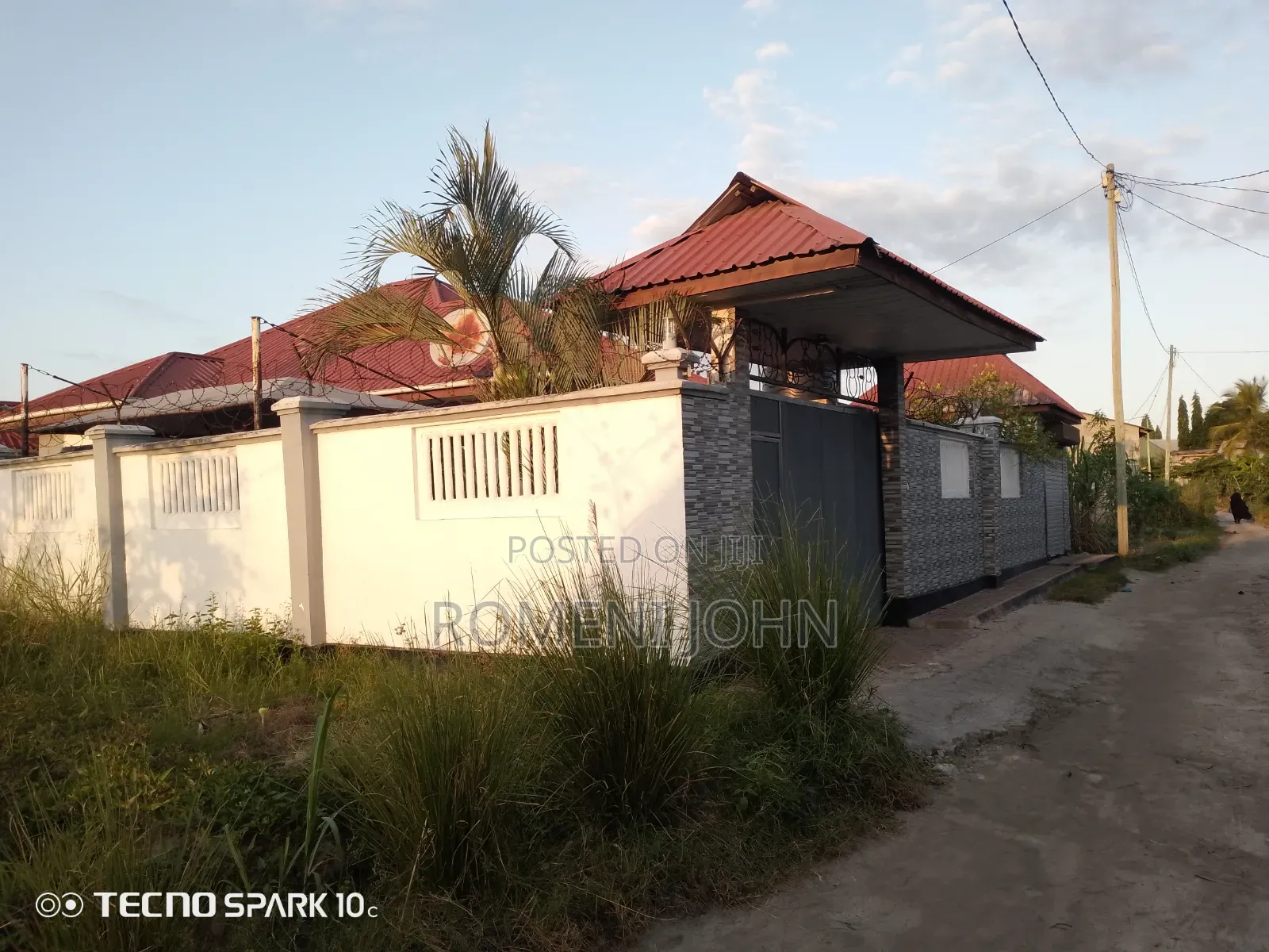 7bdrm Apartment in Tanzania Daresalaam., Ilala for sale in Ilala