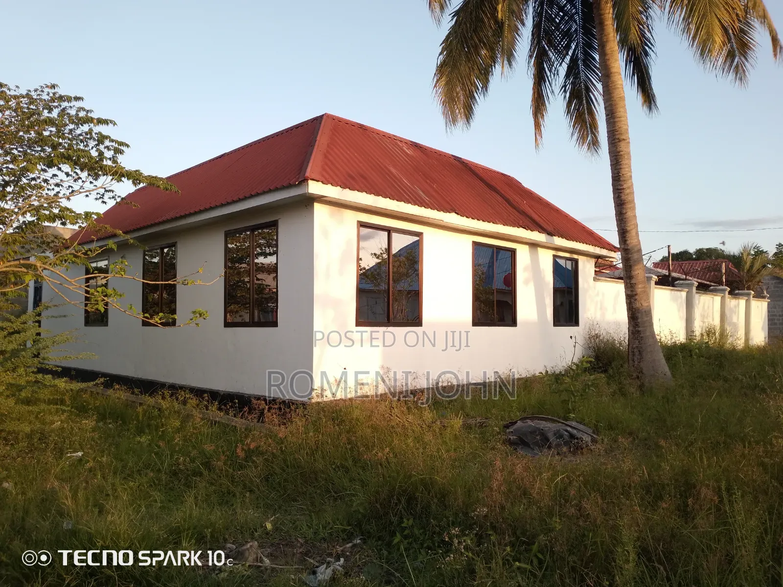 7bdrm Apartment in Tanzania Daresalaam., Ilala for sale in Ilala