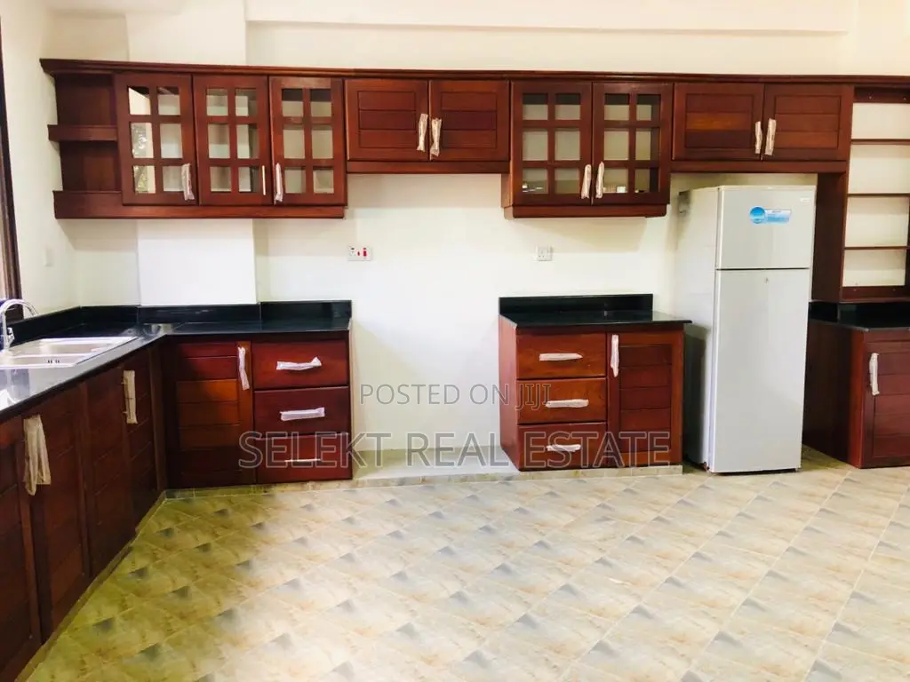 Furnished 4bdrm Duplex in Mikocheni for rent in Mikocheni