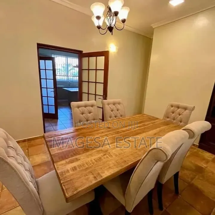 Furnished 4bdrm House in Oyster Bay for rent in Oyster Bay