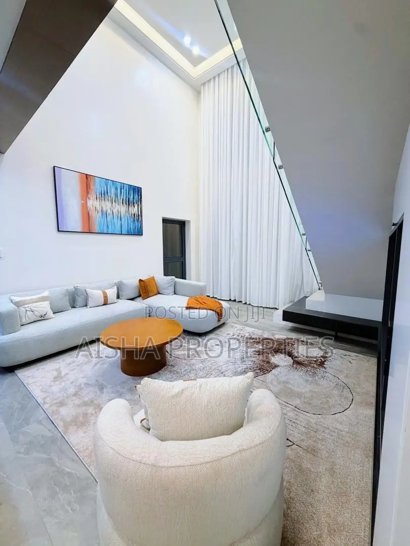 Furnished 1bdrm Apartment in Oyster Bay for rent in Oyster Bay